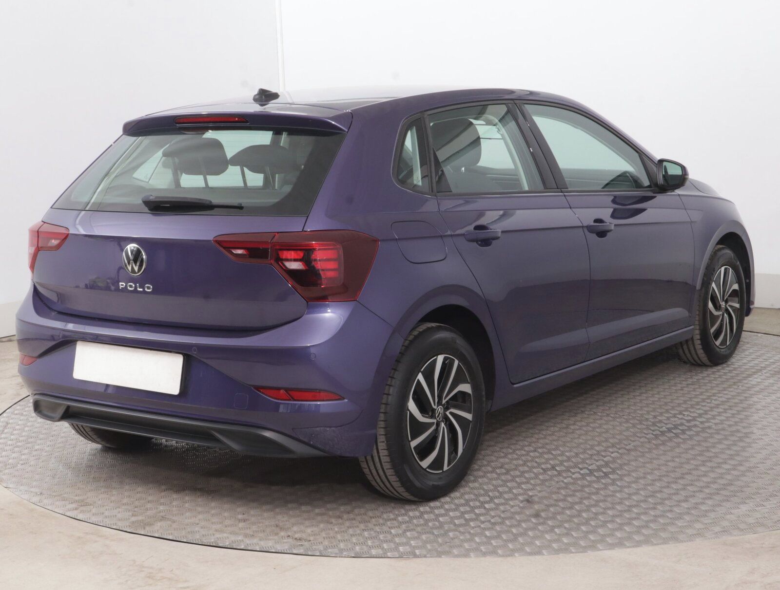 Volkswagen Polo, 1.0 TSI, Life, Serv.kniha - fotka 5