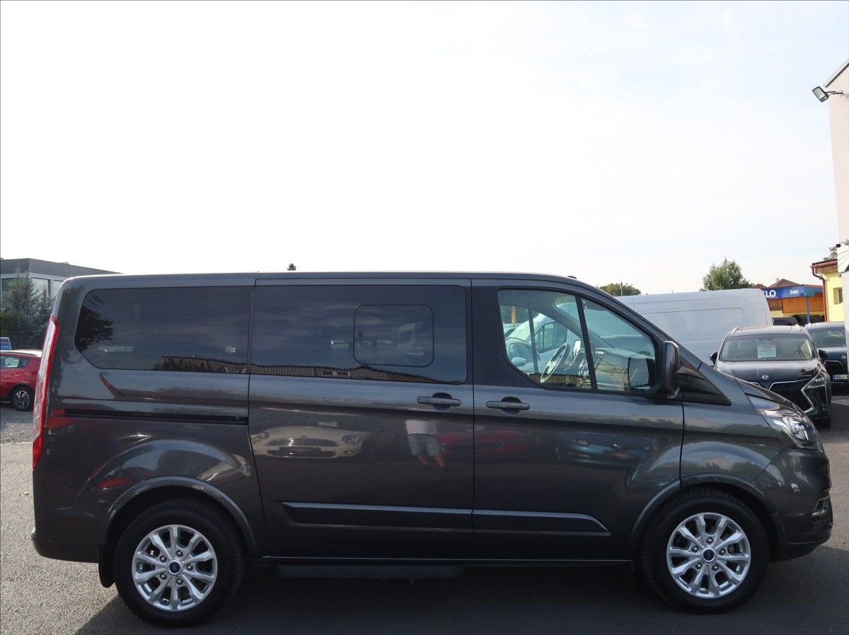 Ford Tourneo Custom, 2,0 EcoBlue,96kW,9míst,navi - fotka 6
