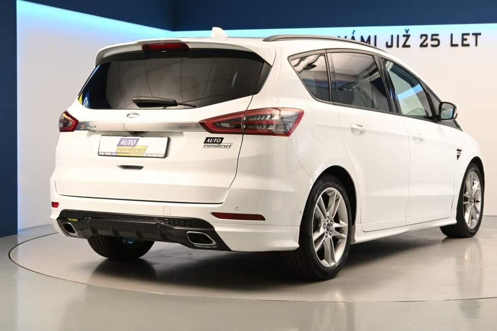 Ford S-MAX, 2.0 ST-LINE 7 Míst LED ACC Web - fotka 5