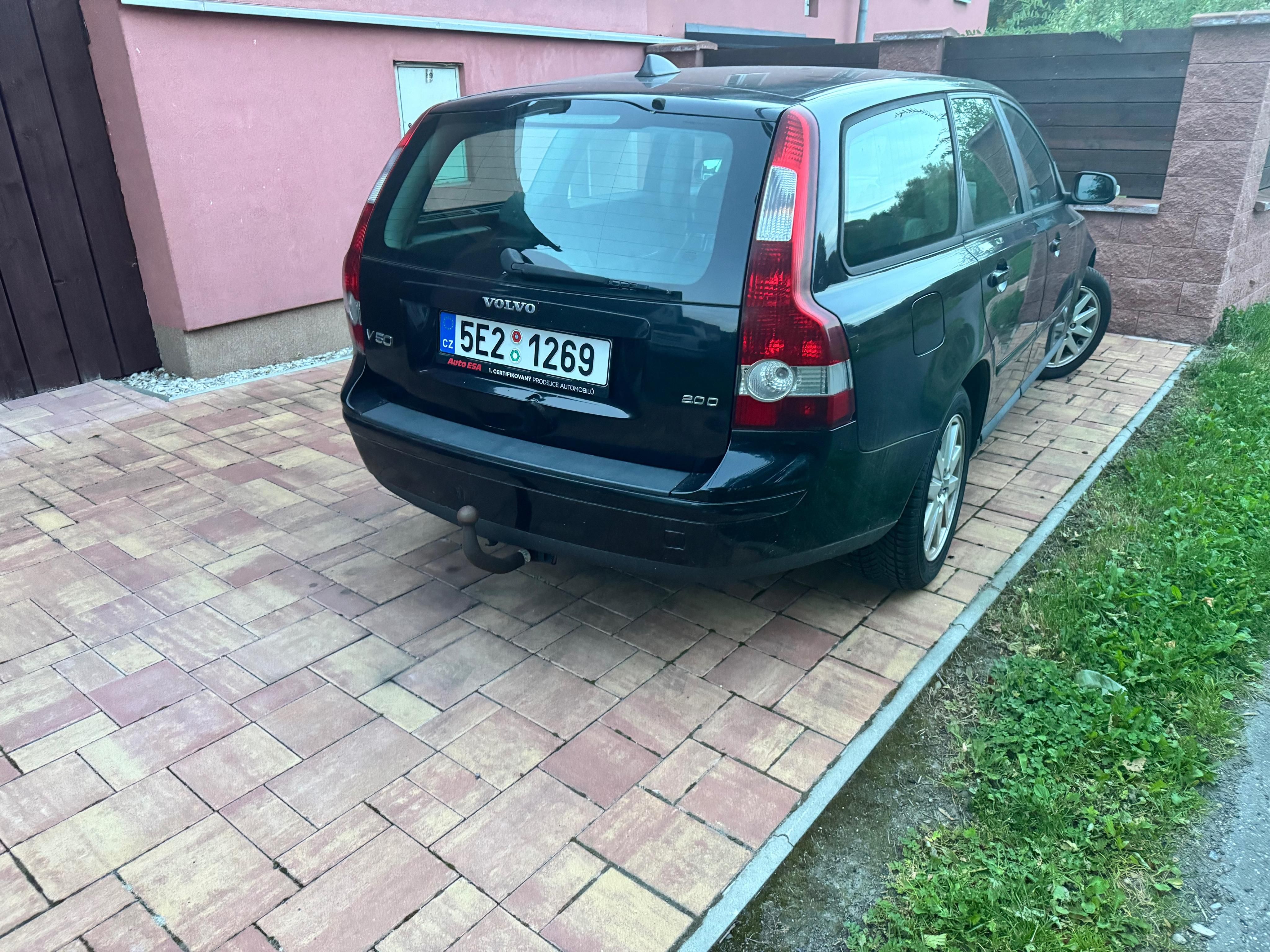 Volvo V50, VOLVO V50 1,9 Tdi - fotka 2