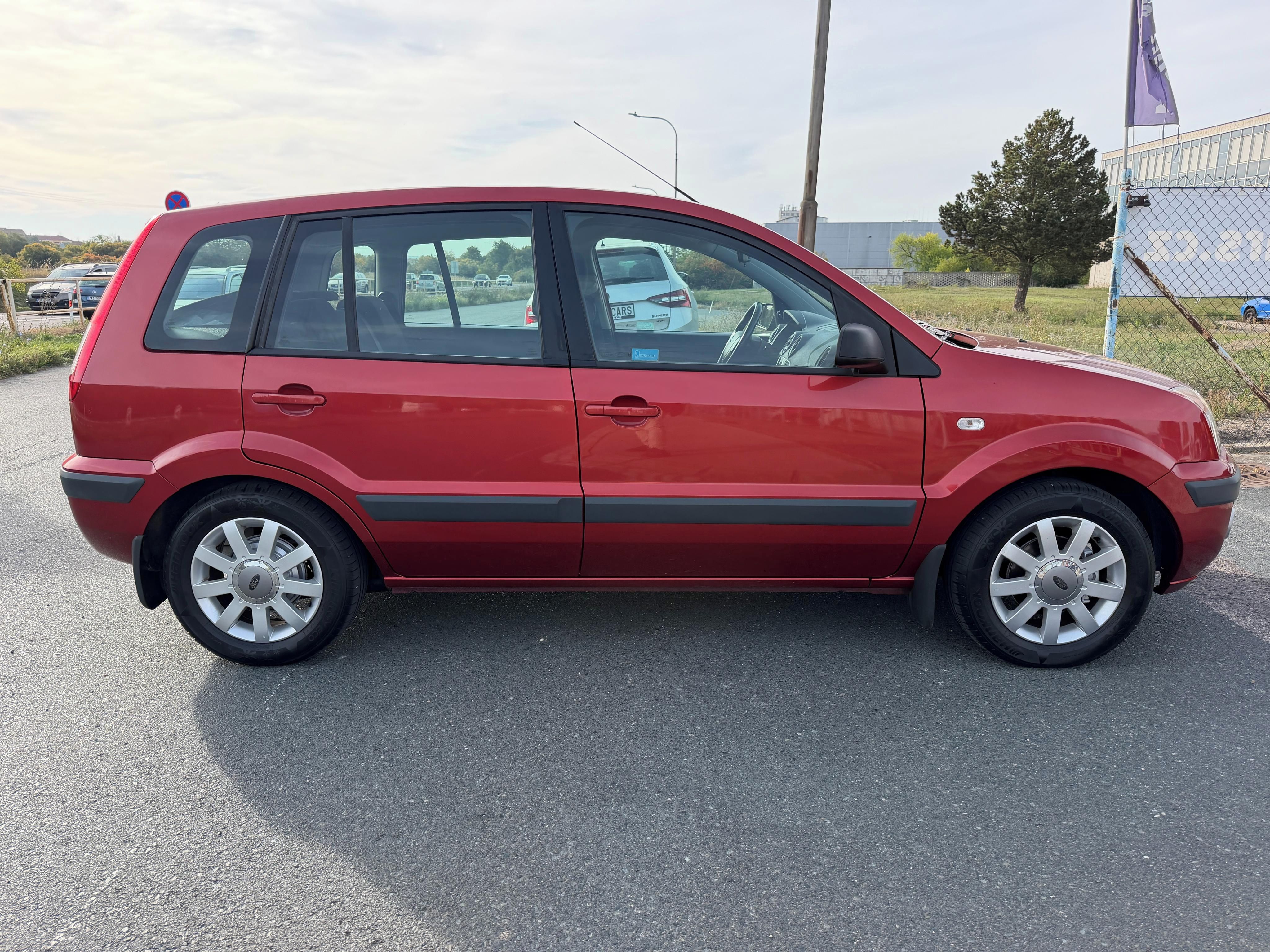 Ford Fusion, 1.4 i 59kW KLIMA, TAŽNÉ - fotka 4