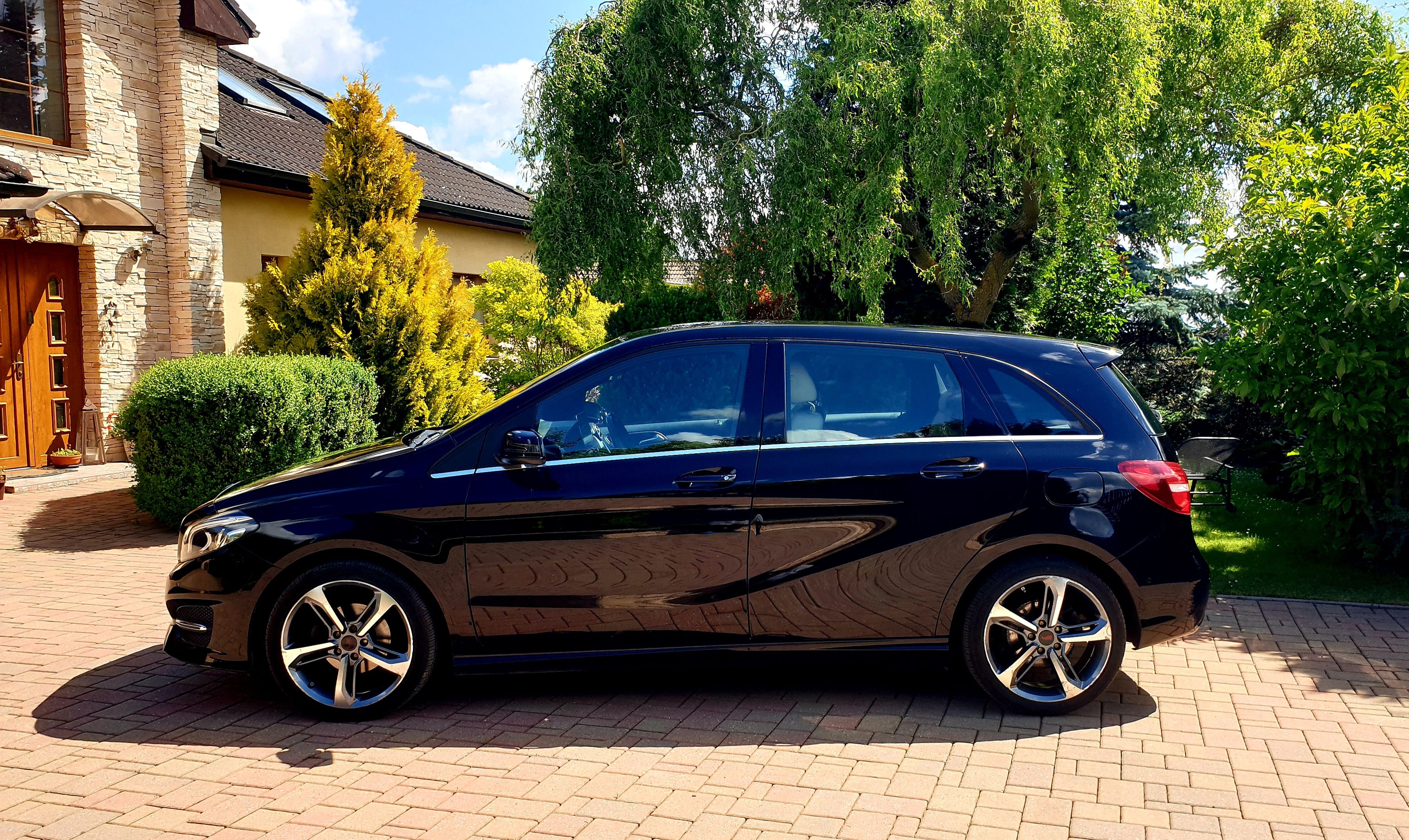 Mercedes-Benz Třídy B, Mercedes Benz B 180CDI - fotka 2