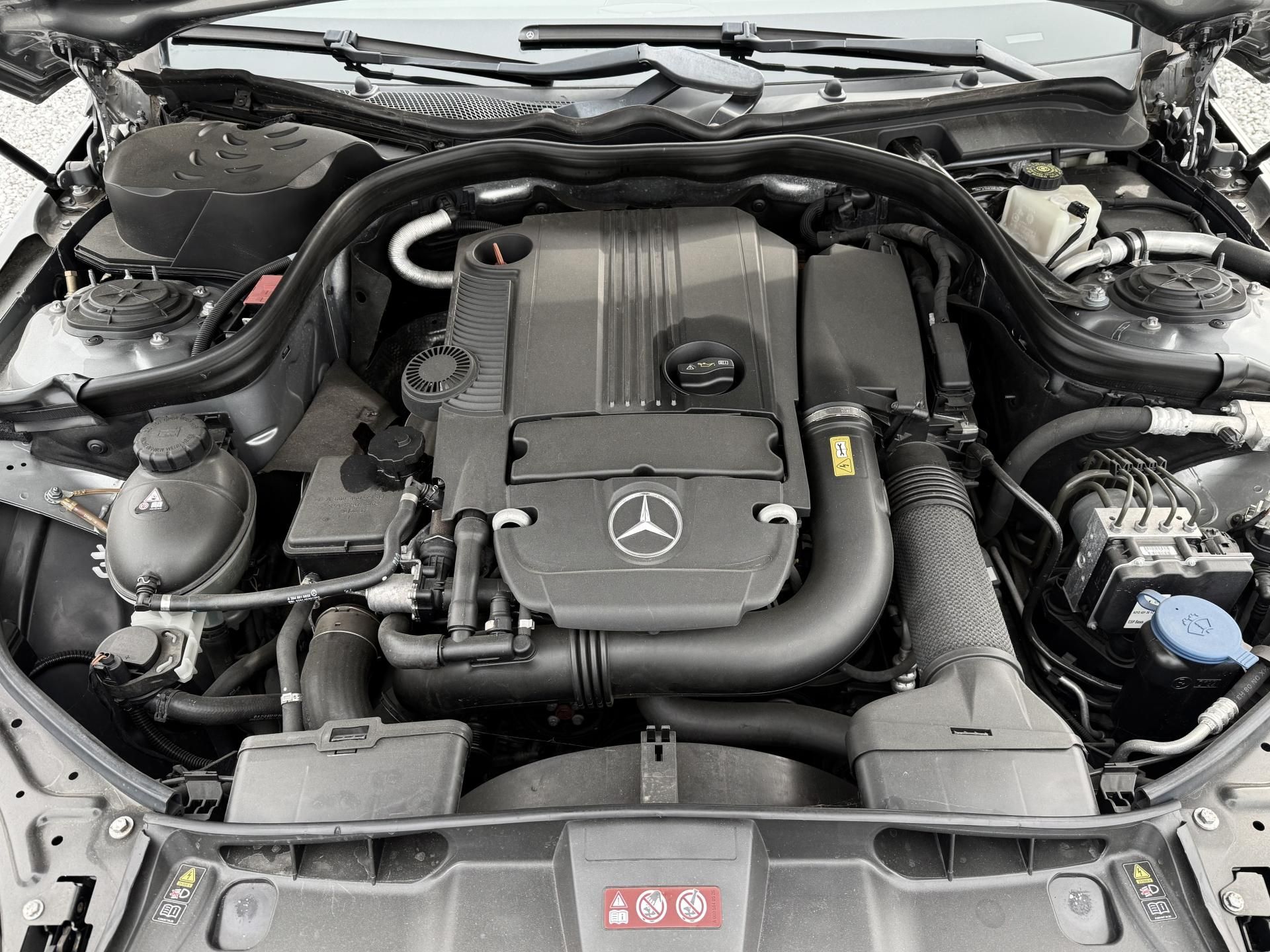 Mercedes-Benz Třídy E, E 250 CGI Avantgarde Automat - fotka 5