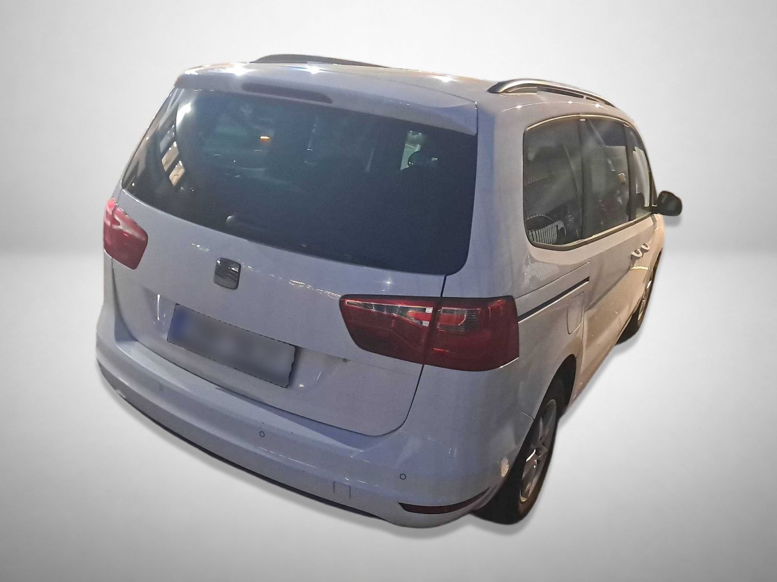 Seat Alhambra, 2.0 TDI, Automat, 7 míst - fotka 2