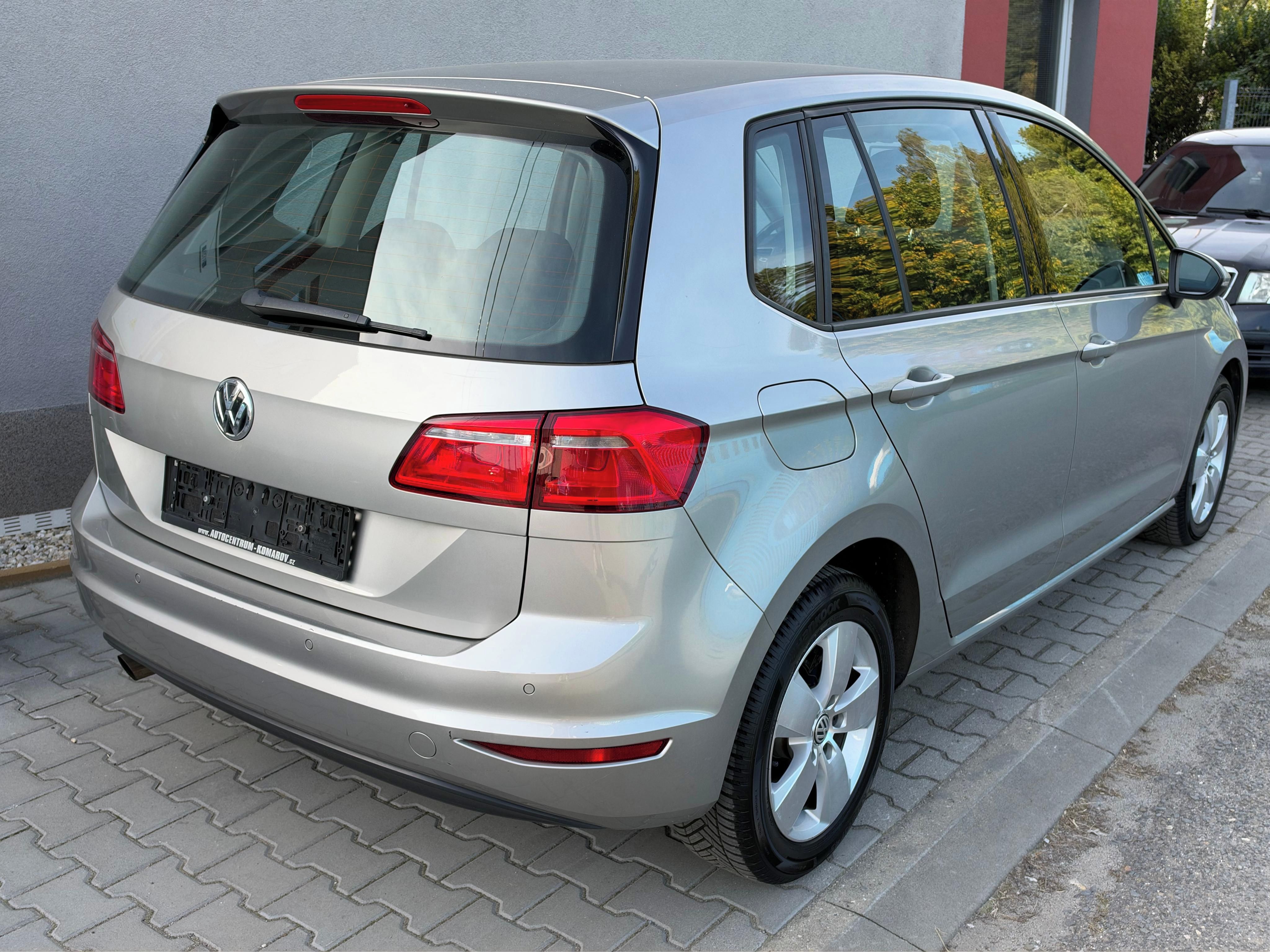 Volkswagen Golf Sportsvan, 1.2 TSI - fotka 6