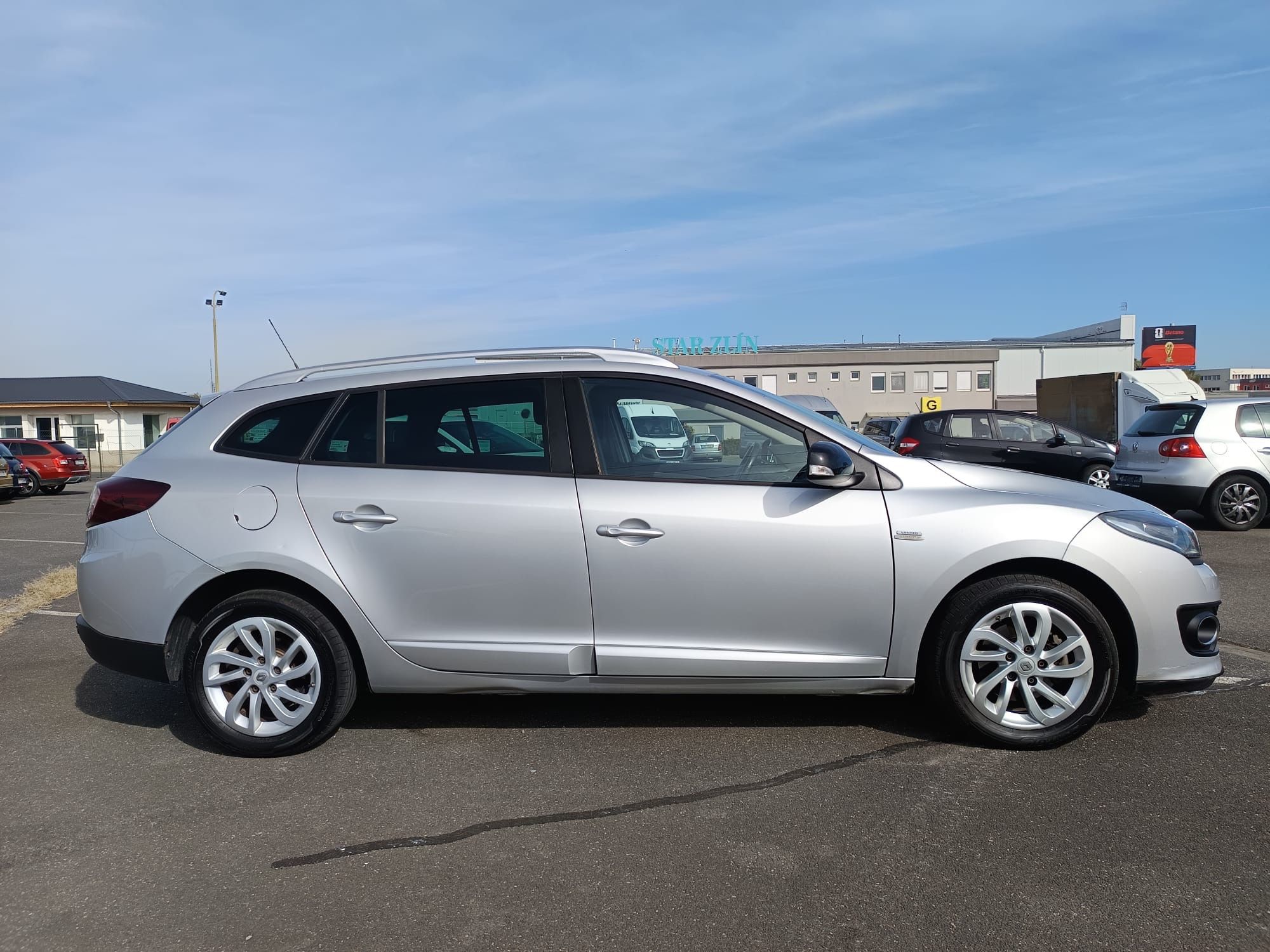 Renault Mégane, Servisováno, nová baterie - fotka 6