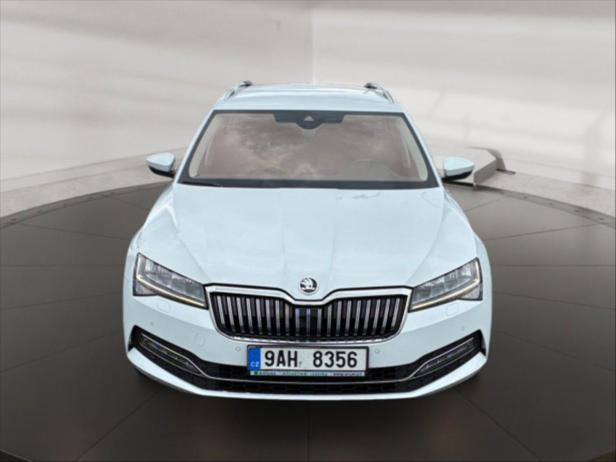 Škoda Superb, 2,0 TDI 110 Style - fotka 2