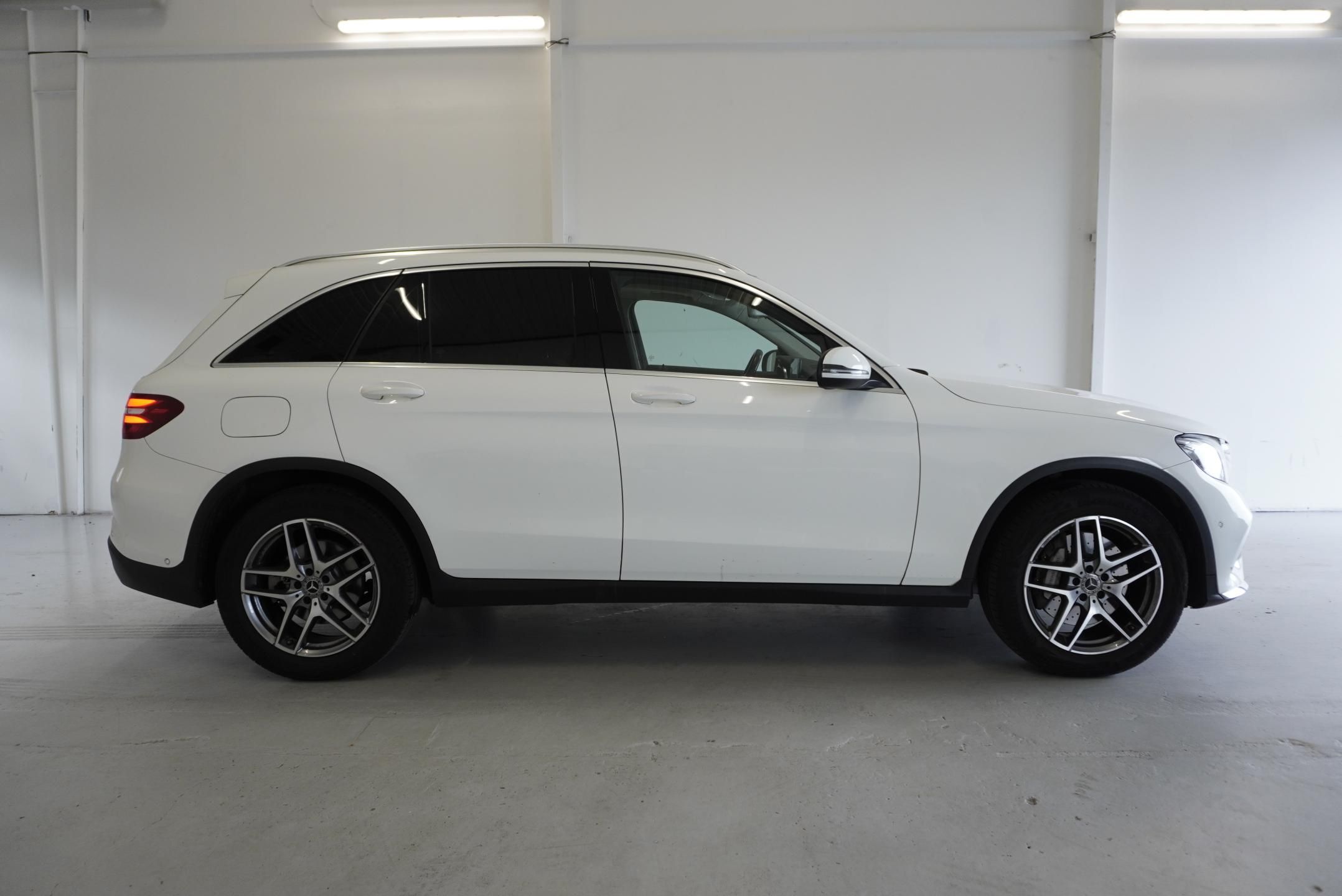 Mercedes-Benz GLC, GLC300 2,0I 4MATIC AMG PACKET - fotka 4