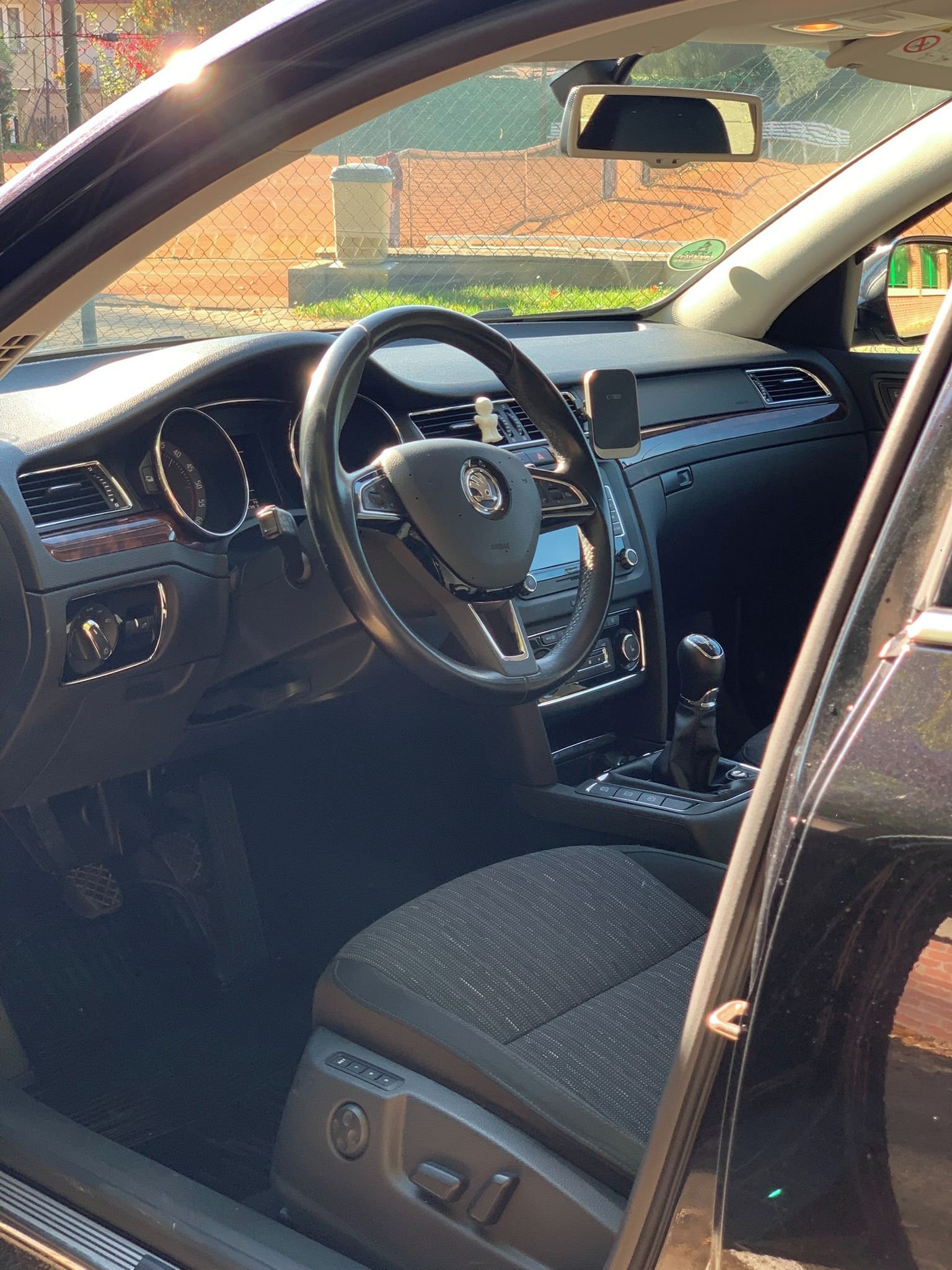 Škoda Superb - fotka 5