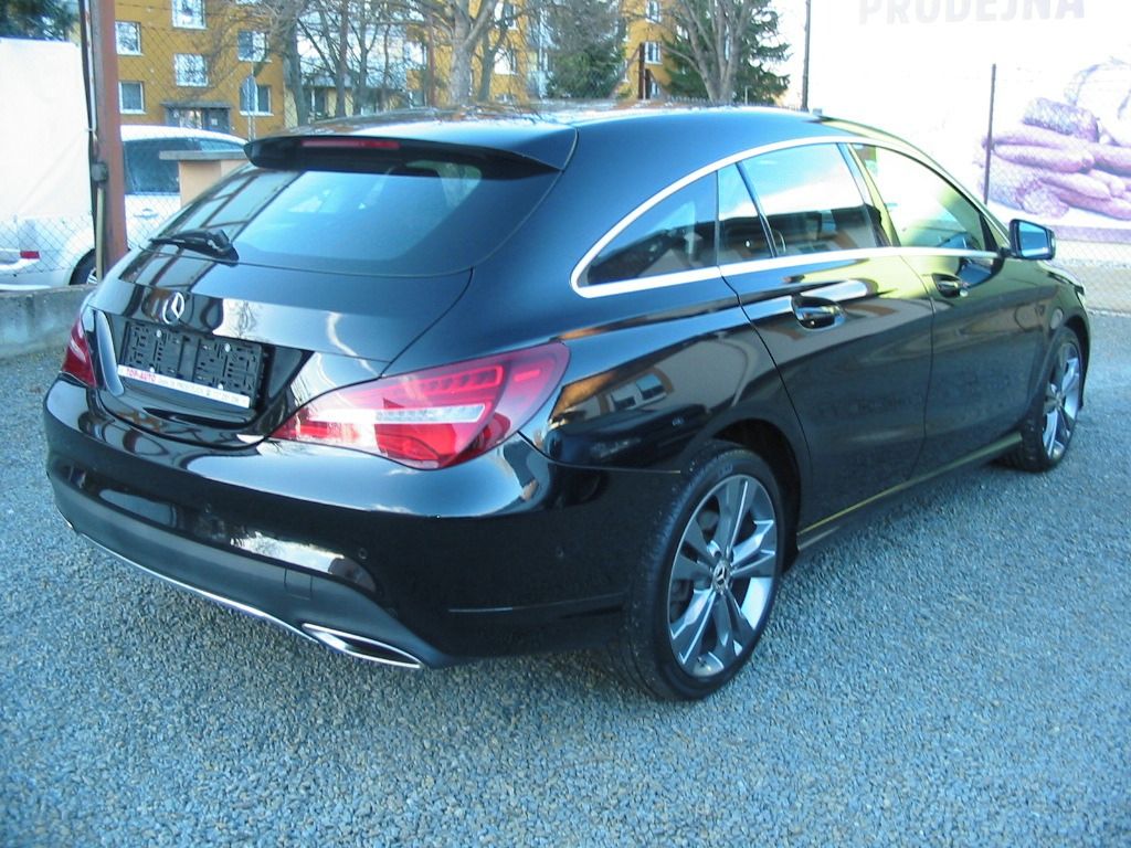 Mercedes-Benz CLA, 200 CDI Shooting Brake 4Matic - fotka 3