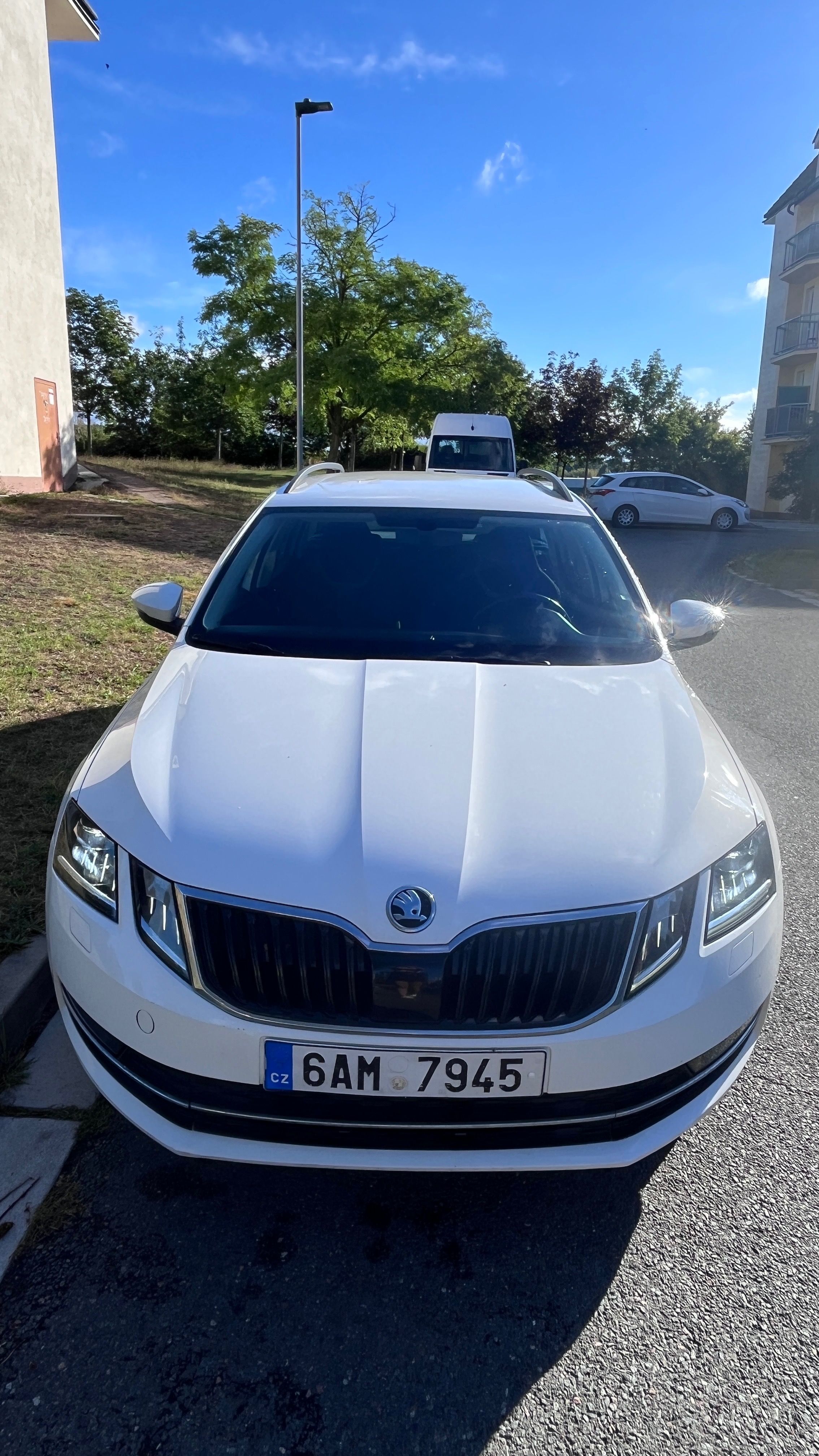 Škoda Octavia - fotka 2
