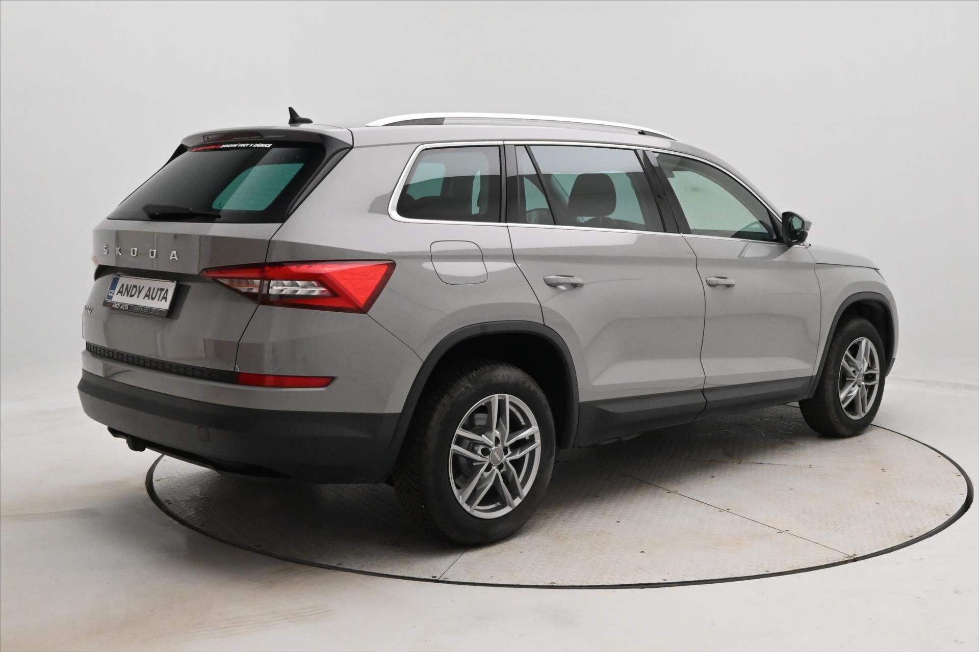 Škoda Kodiaq, 2,0 TDI 110kW DSG Style Záruka - fotka 5