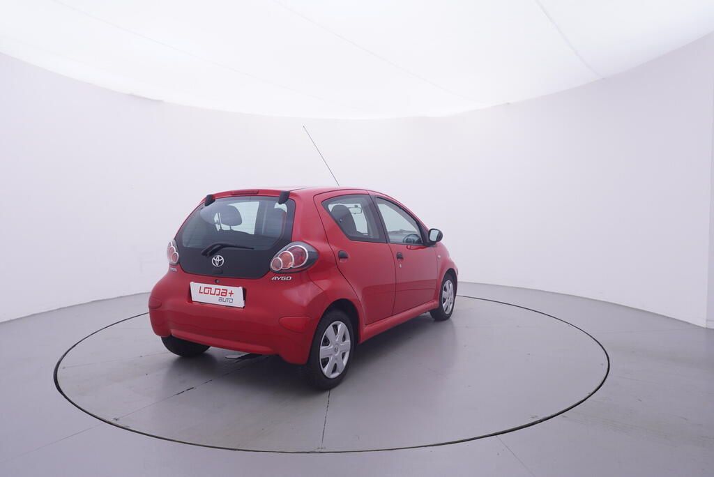 Toyota Aygo, 1.0 VTi 50 kW - fotka 5