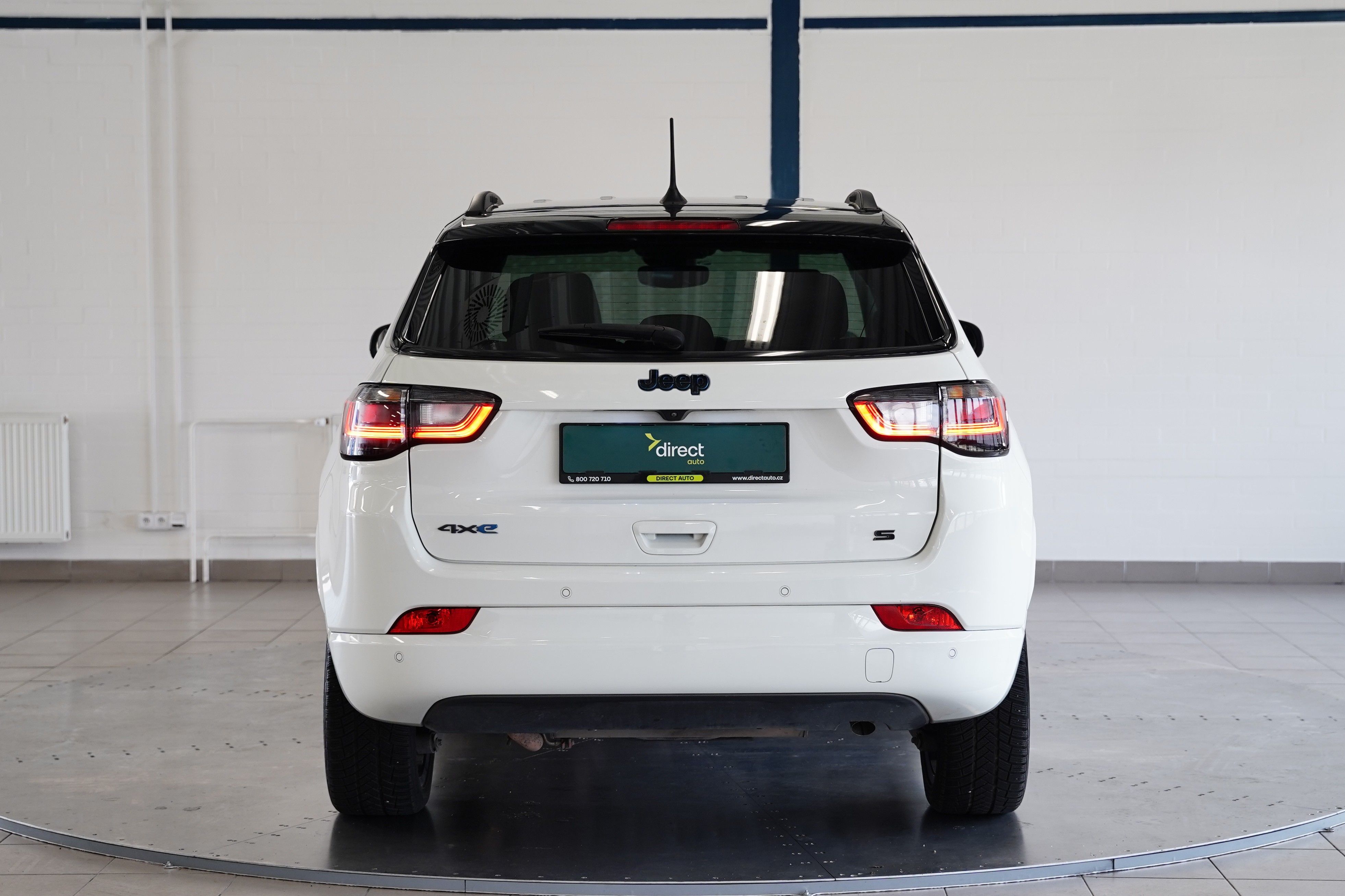 Jeep Compass, 1.3 4xe SLimited 240k - fotka 6
