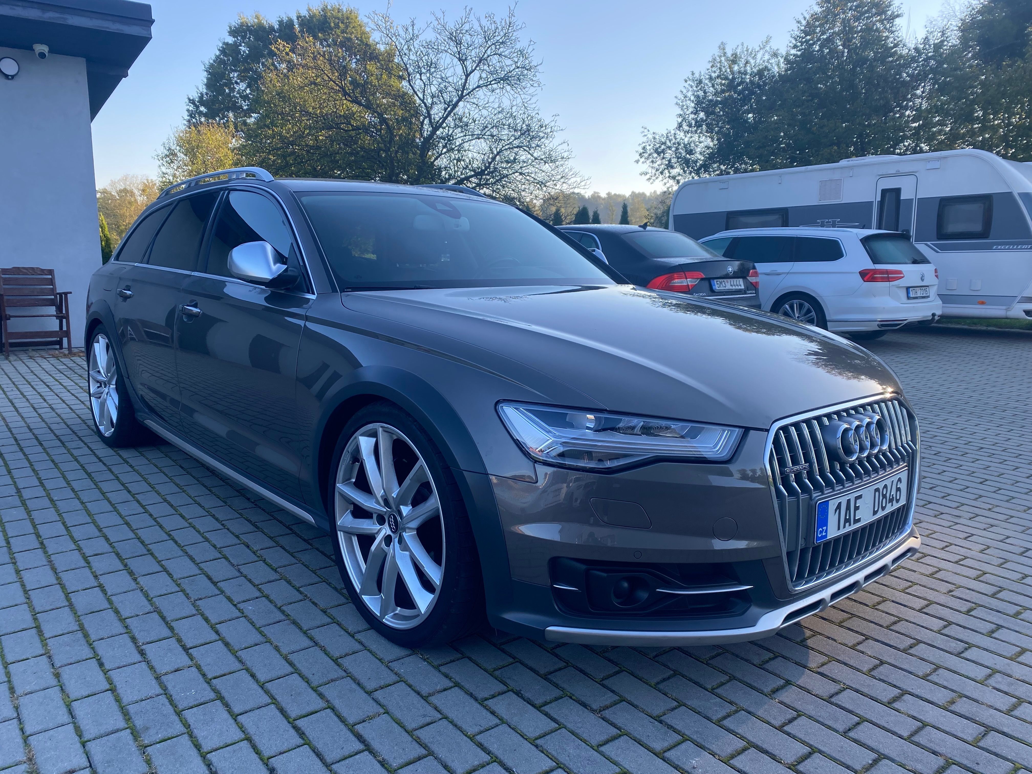 Audi A6 allroad, 3.0 BiTDI V6 235kW Facelift - fotka 5
