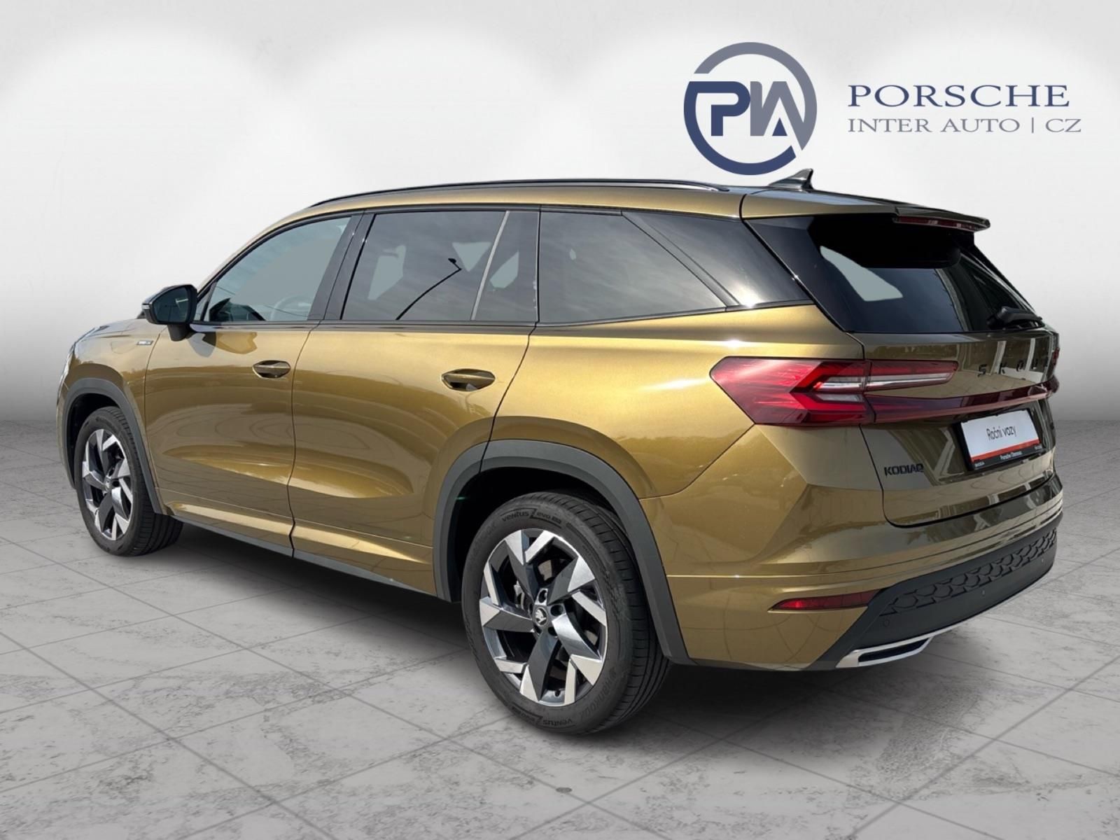 Škoda Kodiaq, 2,0 TDI 142 kW SPORTLINE 4X4 D - fotka 6