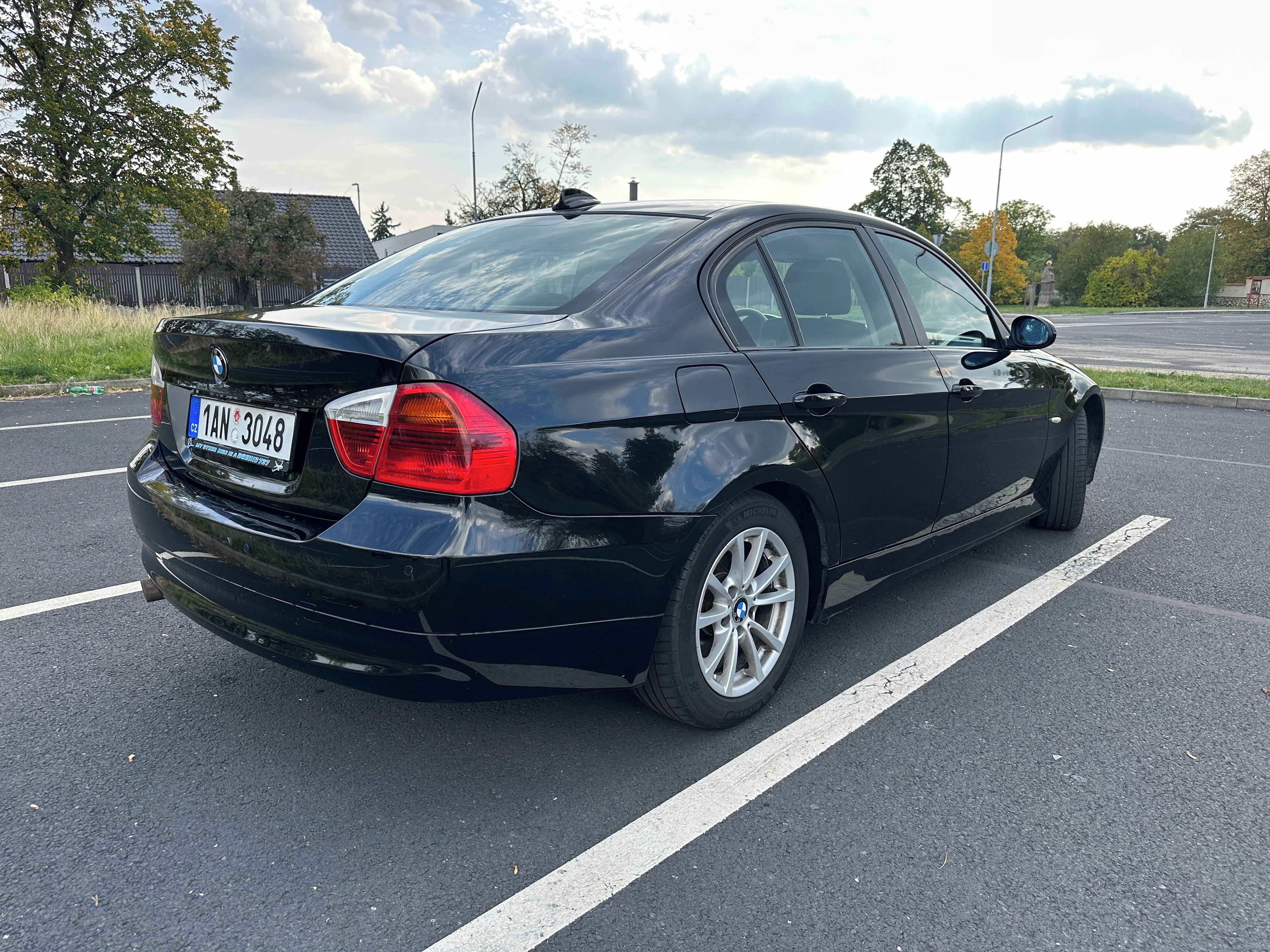 BMW Řada 3, 318D velmi dobrý stav - fotka 4