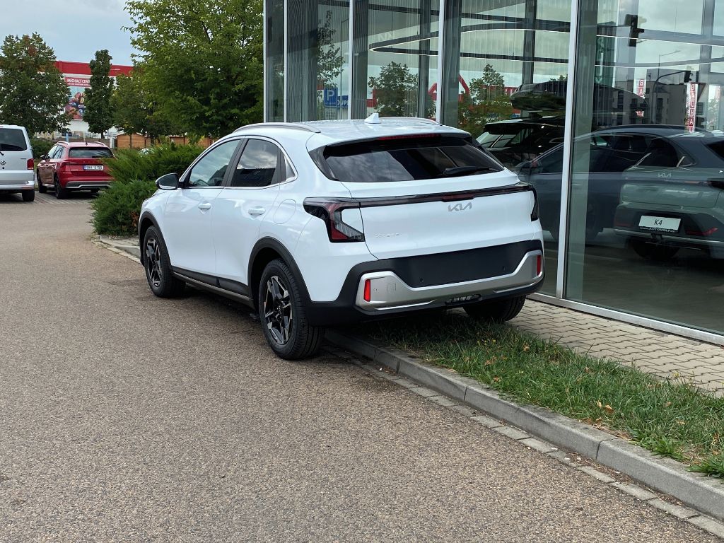 Kia XCee´d, EXCLUSIVE 1,0 T-GDi GPF 85kW/1 - fotka 6