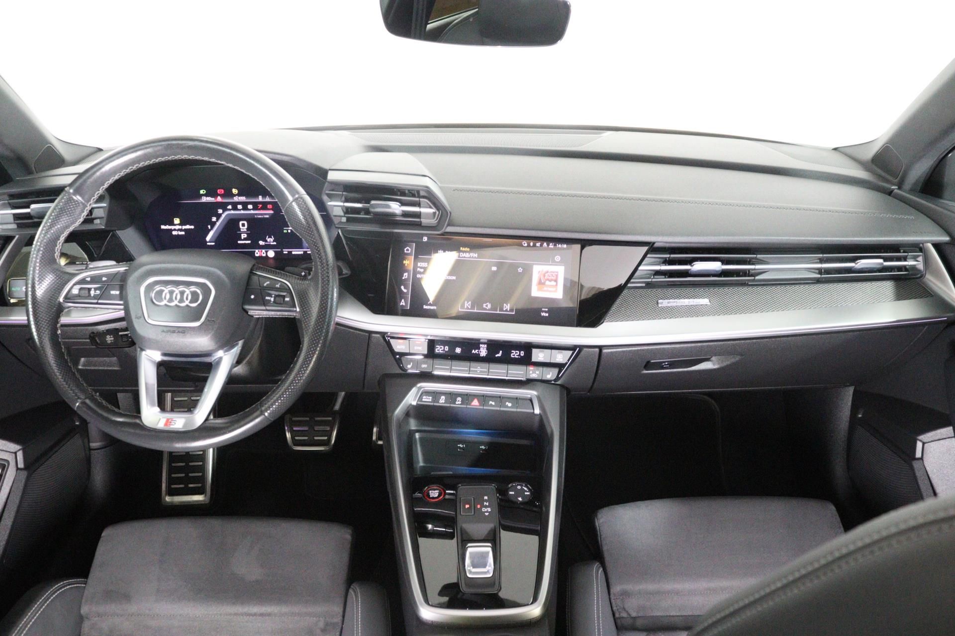 Audi S3, Sportback 2,0TFSI 228kW quattr - fotka 5