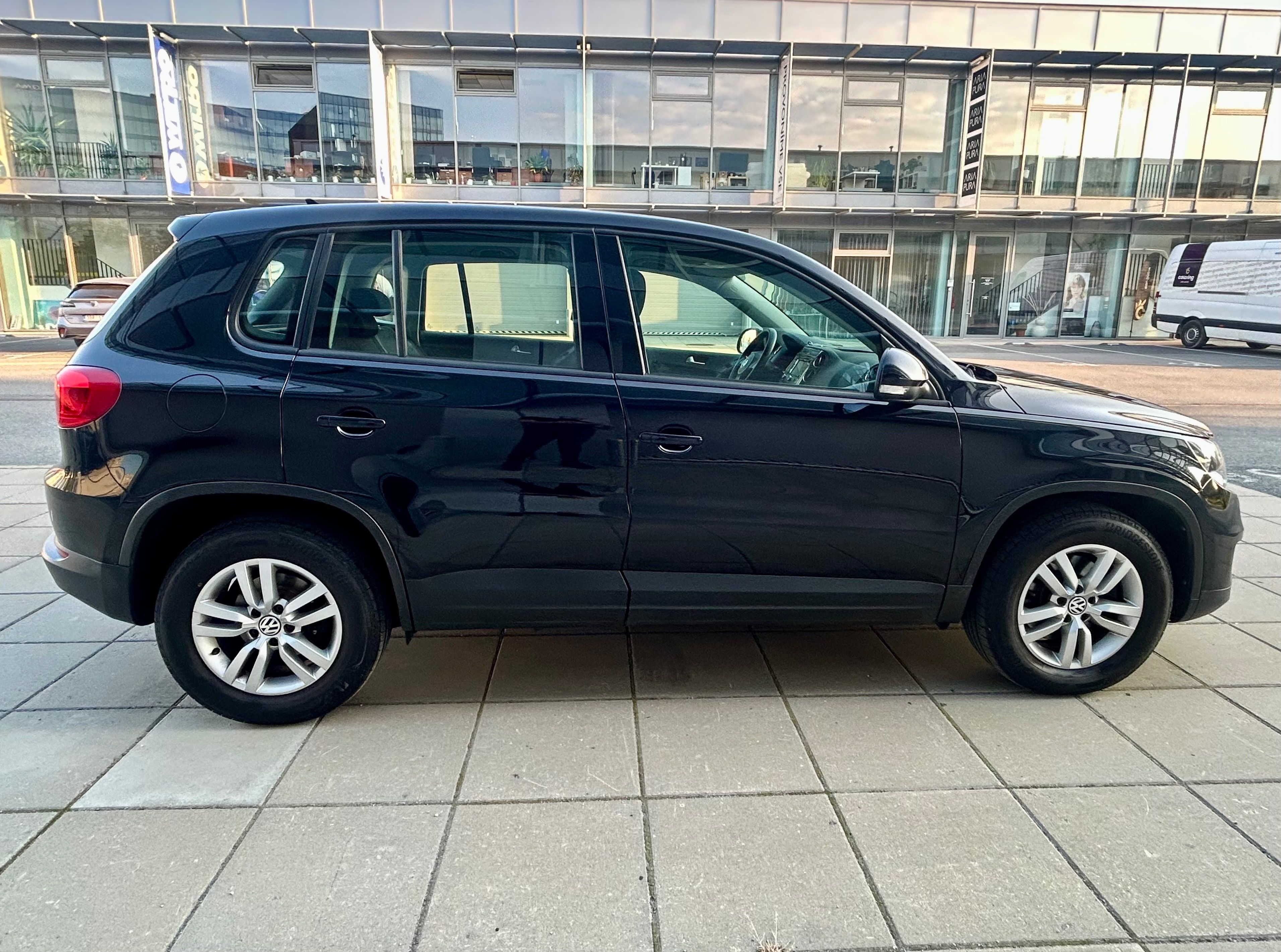 Volkswagen Tiguan, 1.4TSi 90KW NAVI-VYHŘEV-PDC - fotka 6