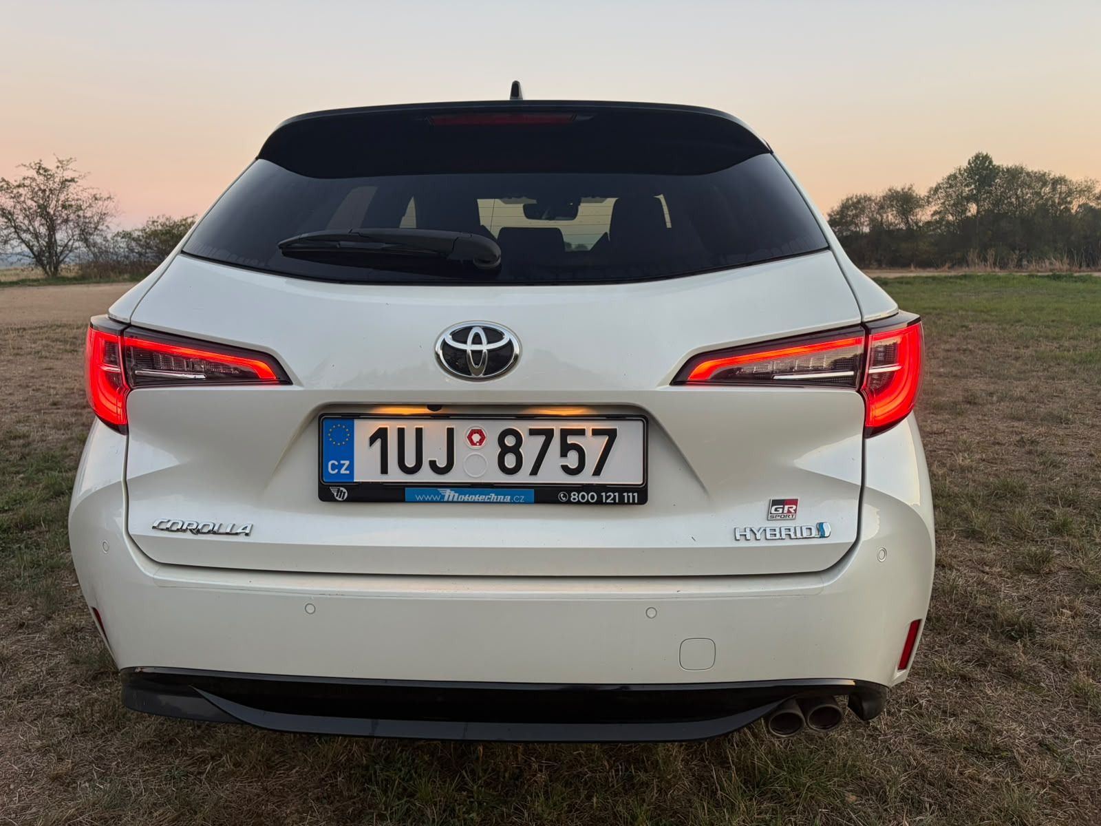 Toyota Corolla, GR 2.0,Hybrid,CZ, serviska - fotka 5