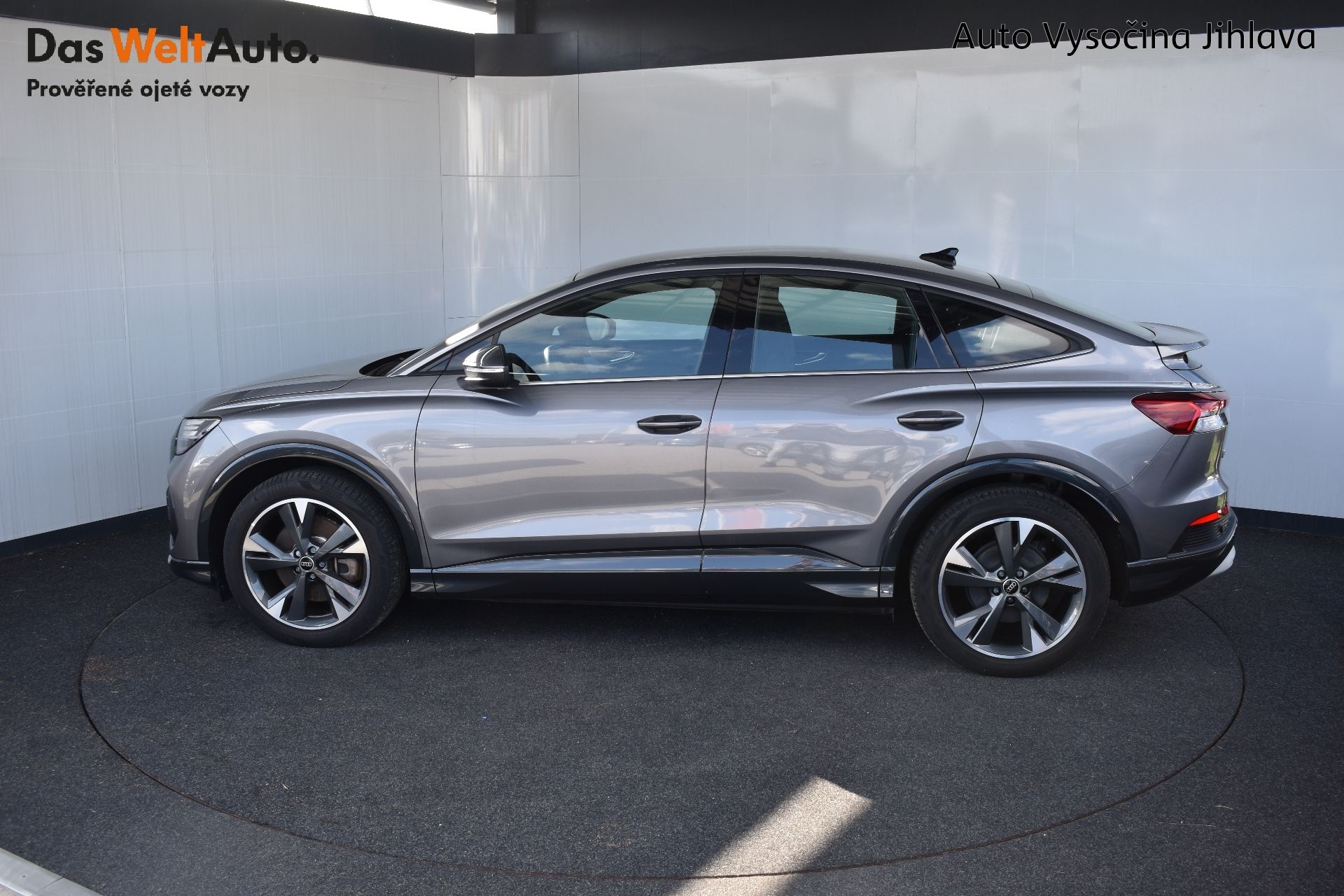 Audi Q4 e-tron, Sportback quattro 220kW,Tepeln - fotka 3