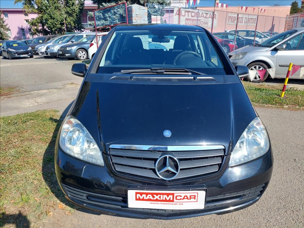 Mercedes-Benz Třídy A, 1,5 A 160+serviska+bez koroze+ - fotka 2