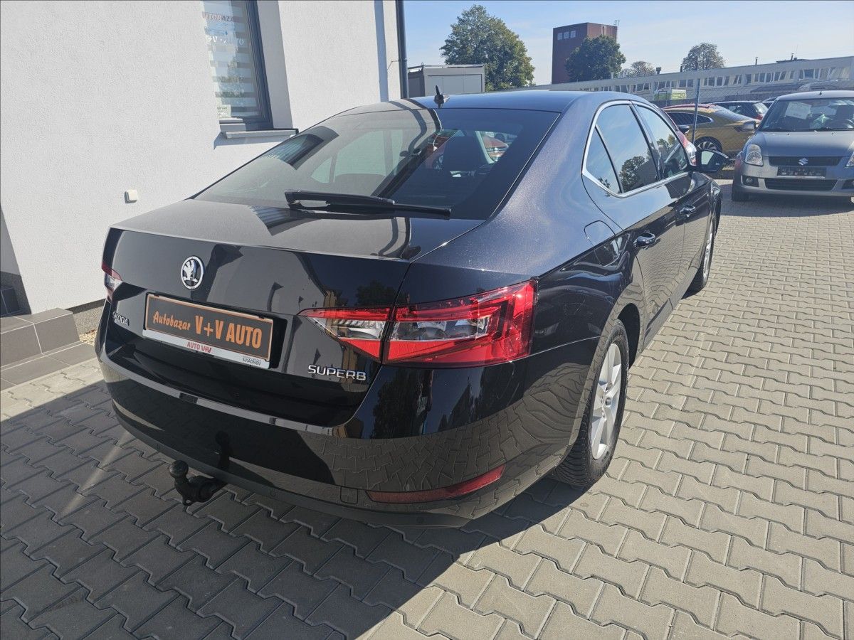 Škoda Superb, III 1,4 TSi 110KW Ambition+ - fotka 6