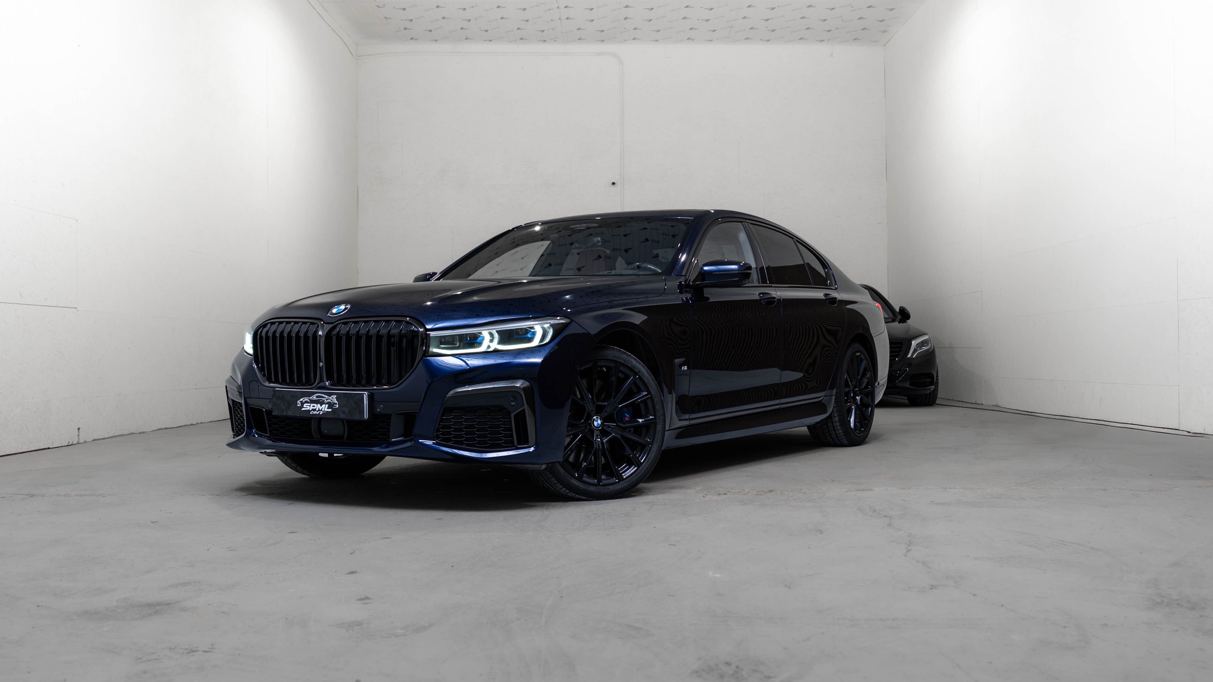BMW Řada 7, 750i, XDrive - fotka 3