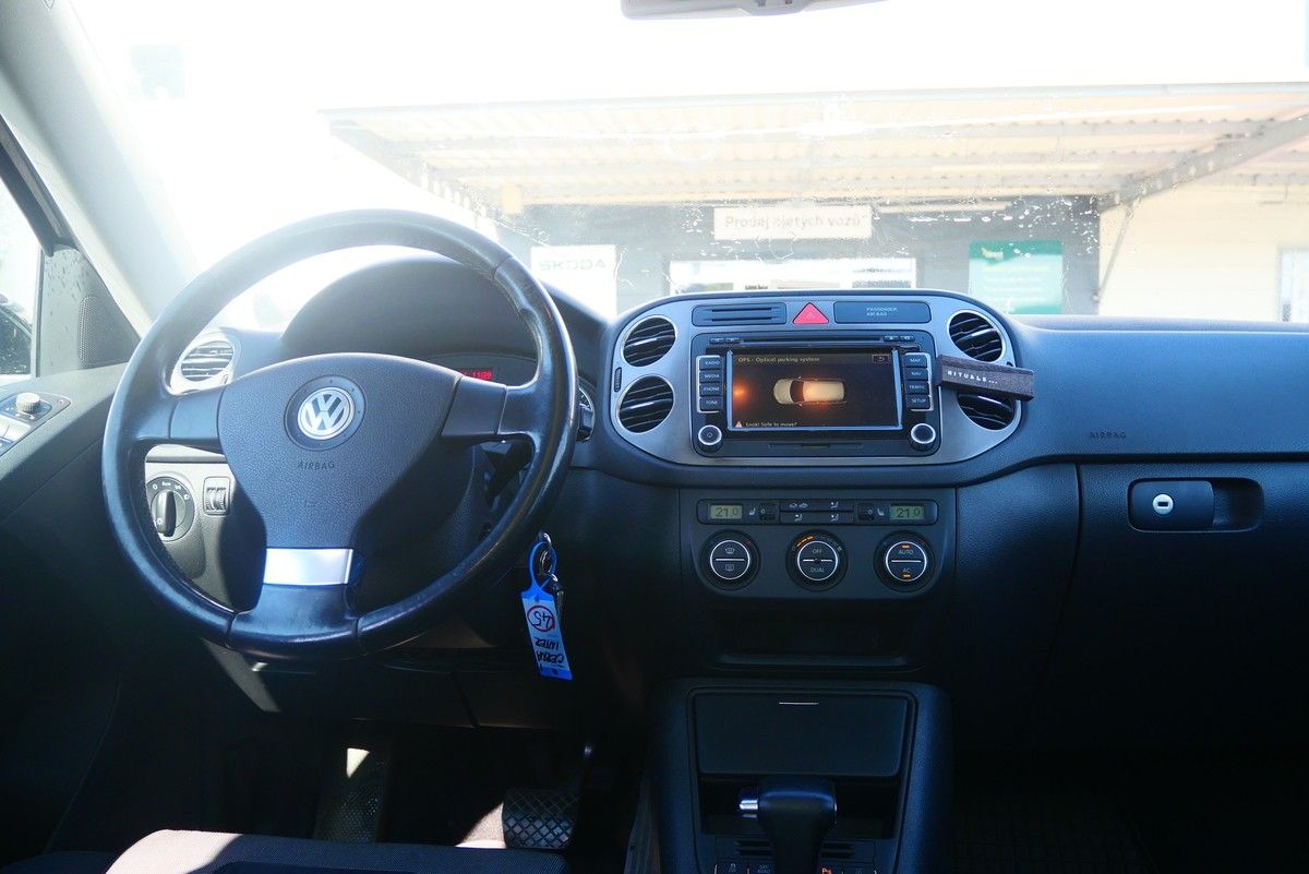 Volkswagen Tiguan, 2.0 TSI 125 kW 4x4 Sport&Style - fotka 6