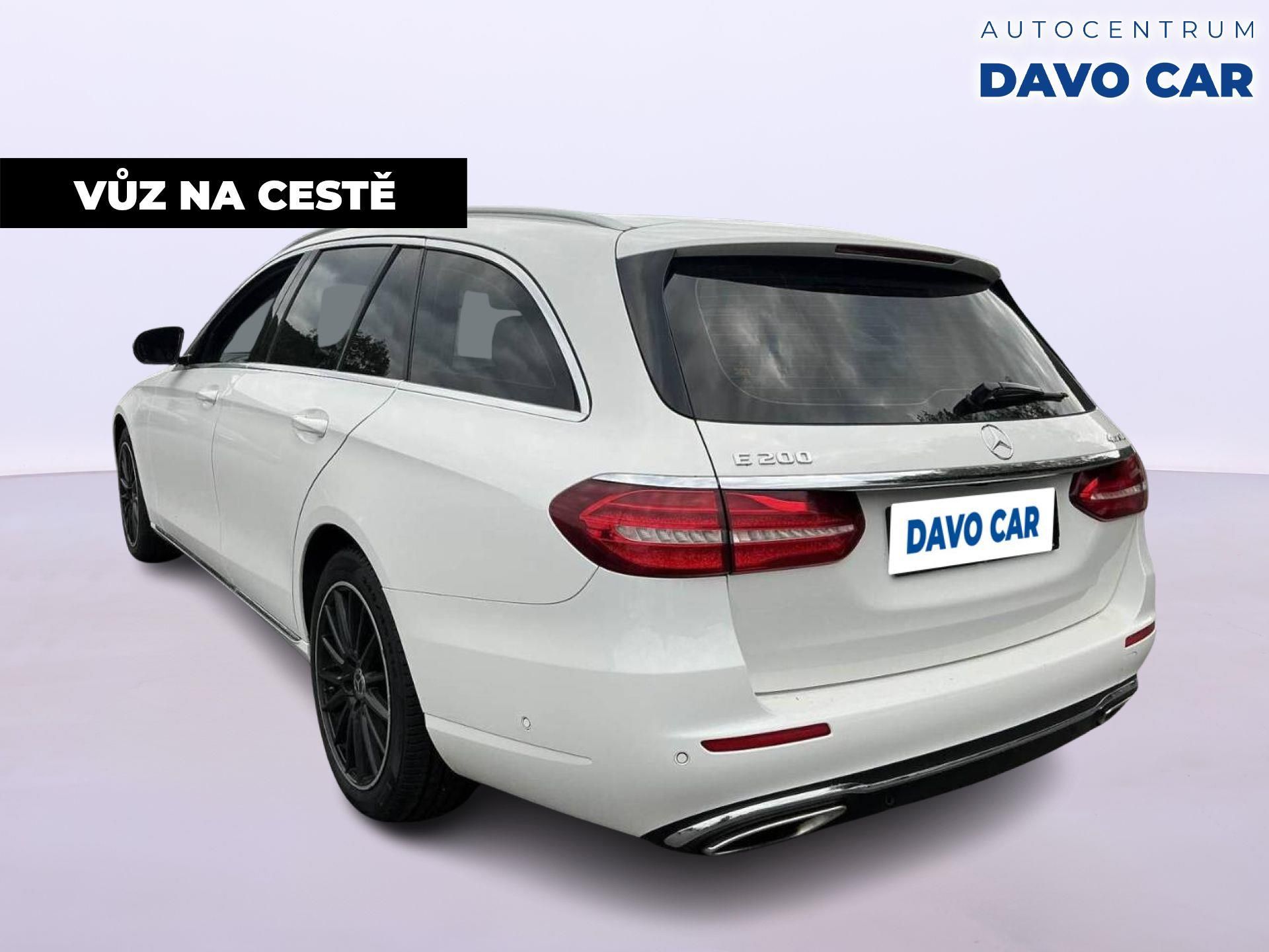 Mercedes-Benz Třídy E, 2,0 200 135kW 4Matic Avantgard - fotka 2