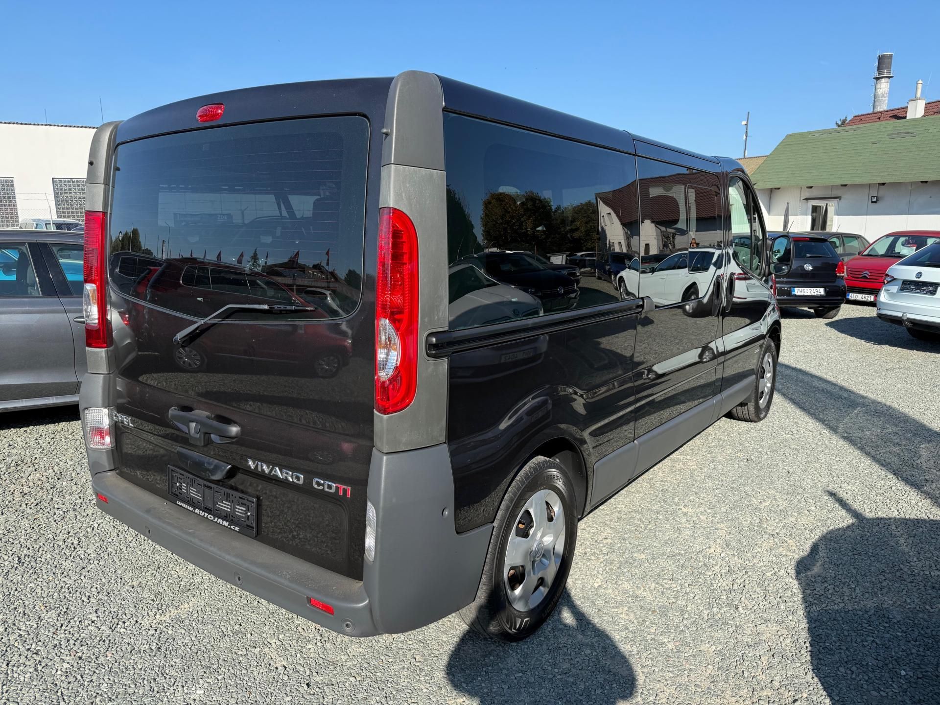 Opel Vivaro, 2.0 CDTI 9 MÍST KLIMA - fotka 6