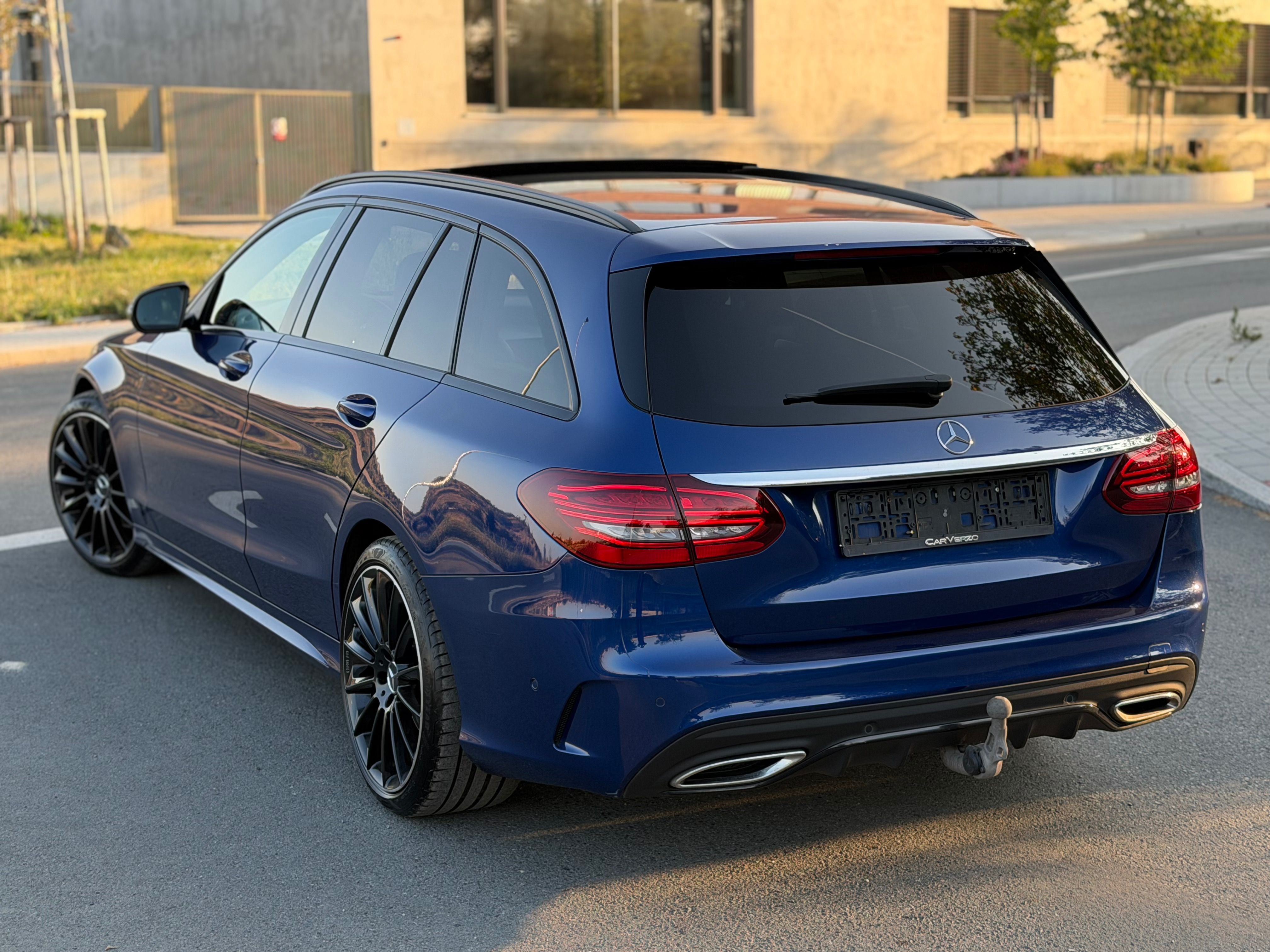 Mercedes-Benz Třídy C, C220d 143KW AMG PAKET 360KAMER - fotka 3
