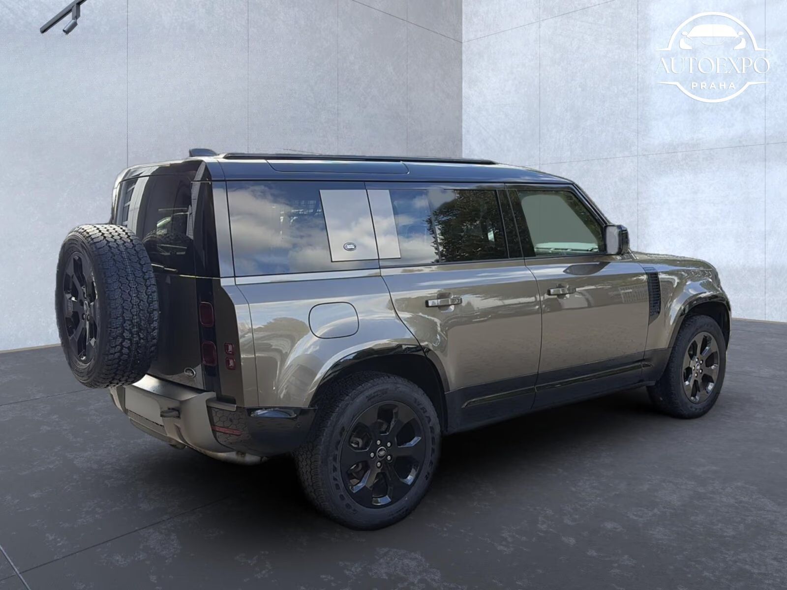 Land Rover Defender, 110 D250 R-Dyn. SE*Panorama* - fotka 4