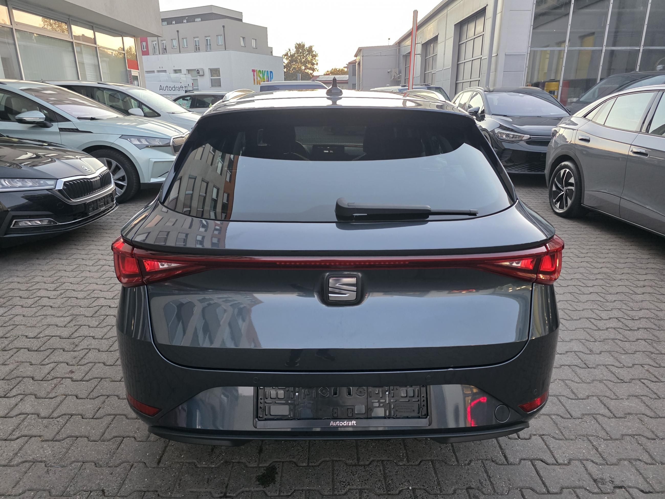 Seat Leon, Xcell. 2.0 TDI 110kW / Tažné - fotka 5