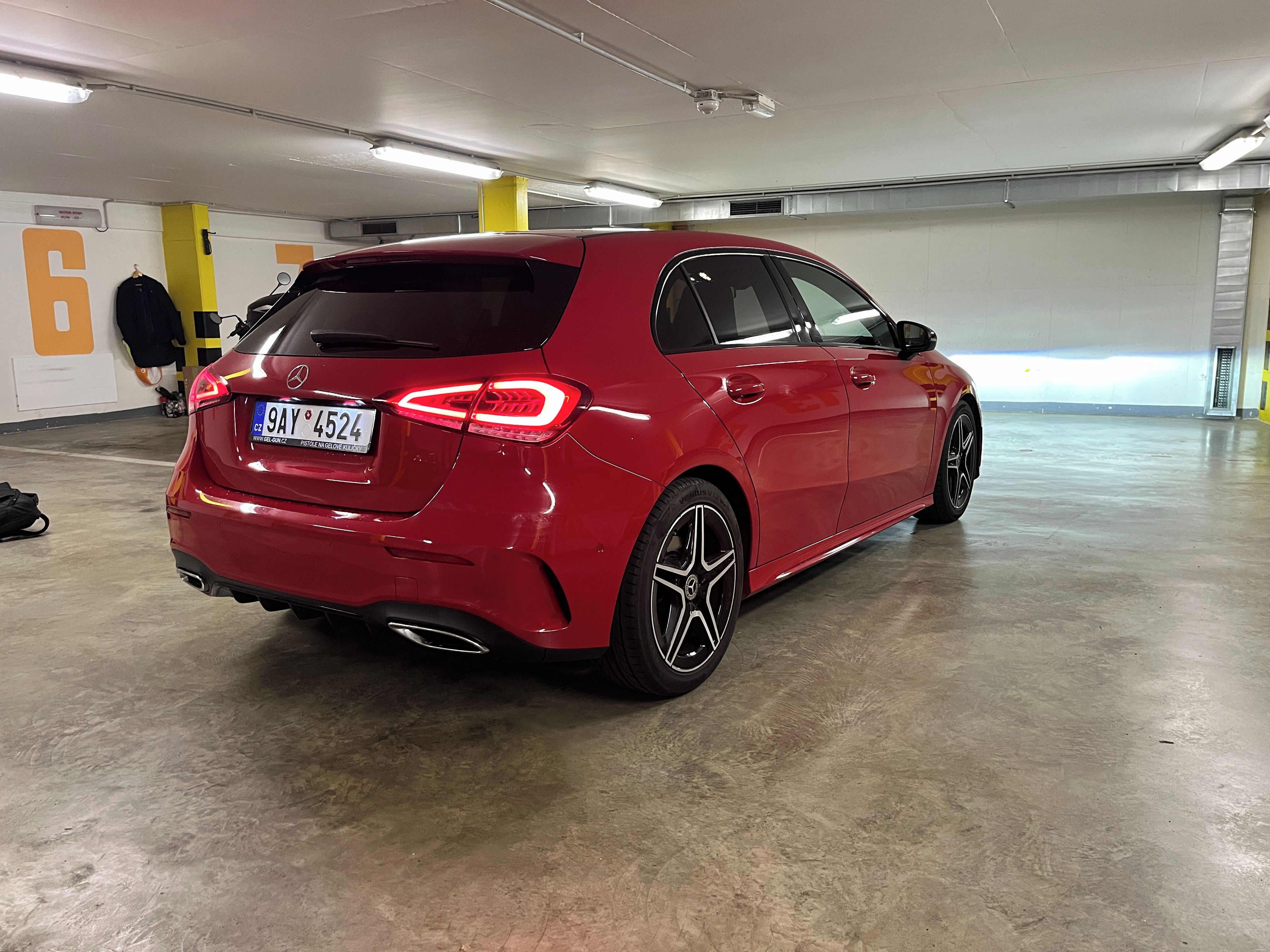 Mercedes-Benz Třídy A, A200, AMG-line, MBUX Premium - fotka 5