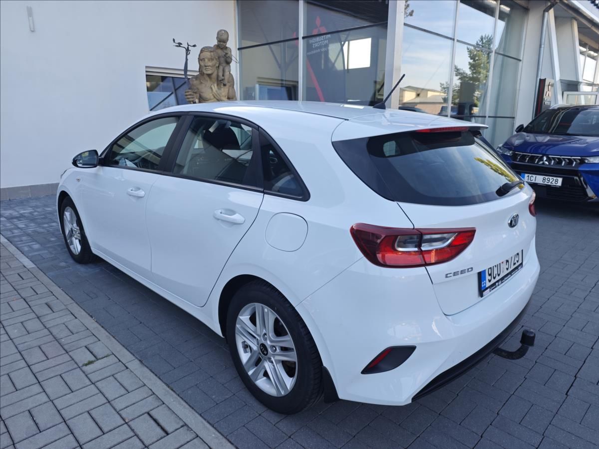 Kia Cee´d, 1,4 CVVT  COOL - fotka 4
