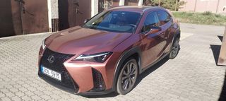 Lexus UX 300h, F-SPORT DESIGN