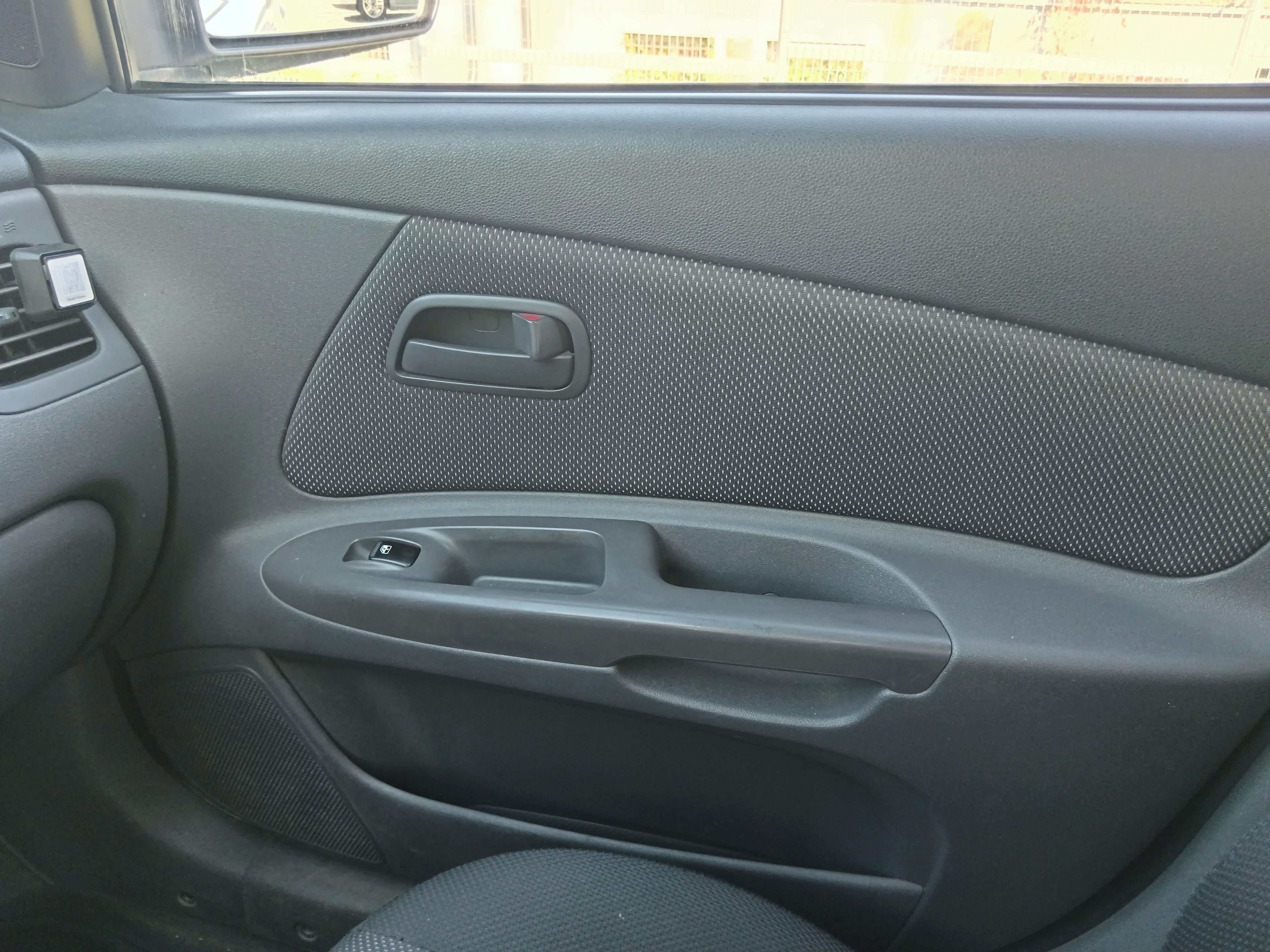 Kia Rio, Kia Rio 1.4 benzín - fotka 5