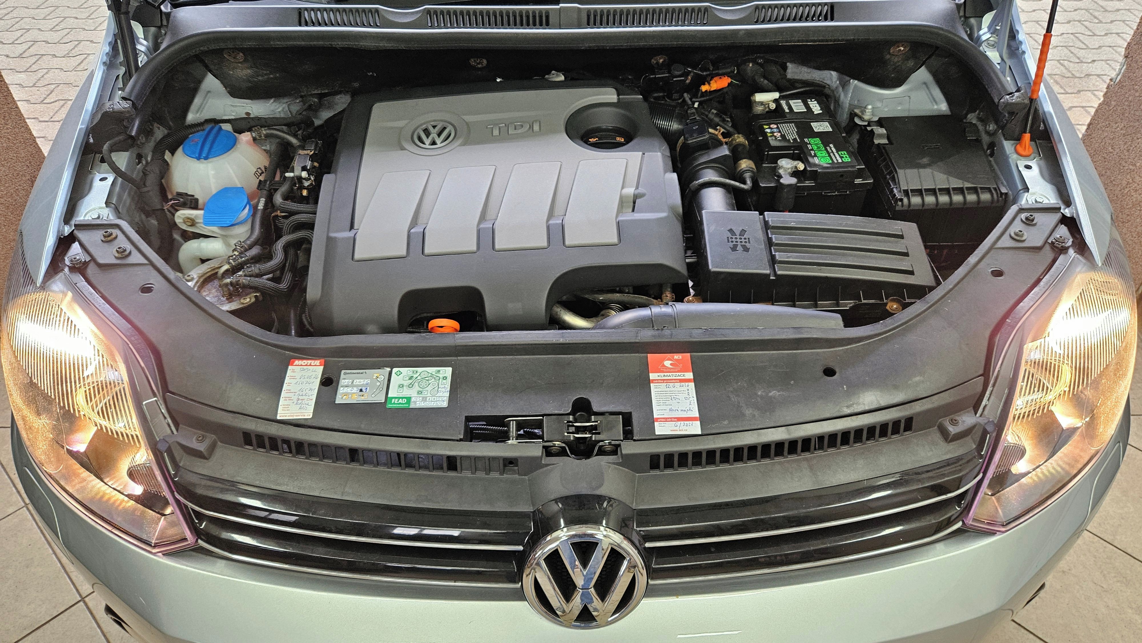 Volkswagen Golf Plus, 1,6 TDi; 77kW - servisováno - fotka 6