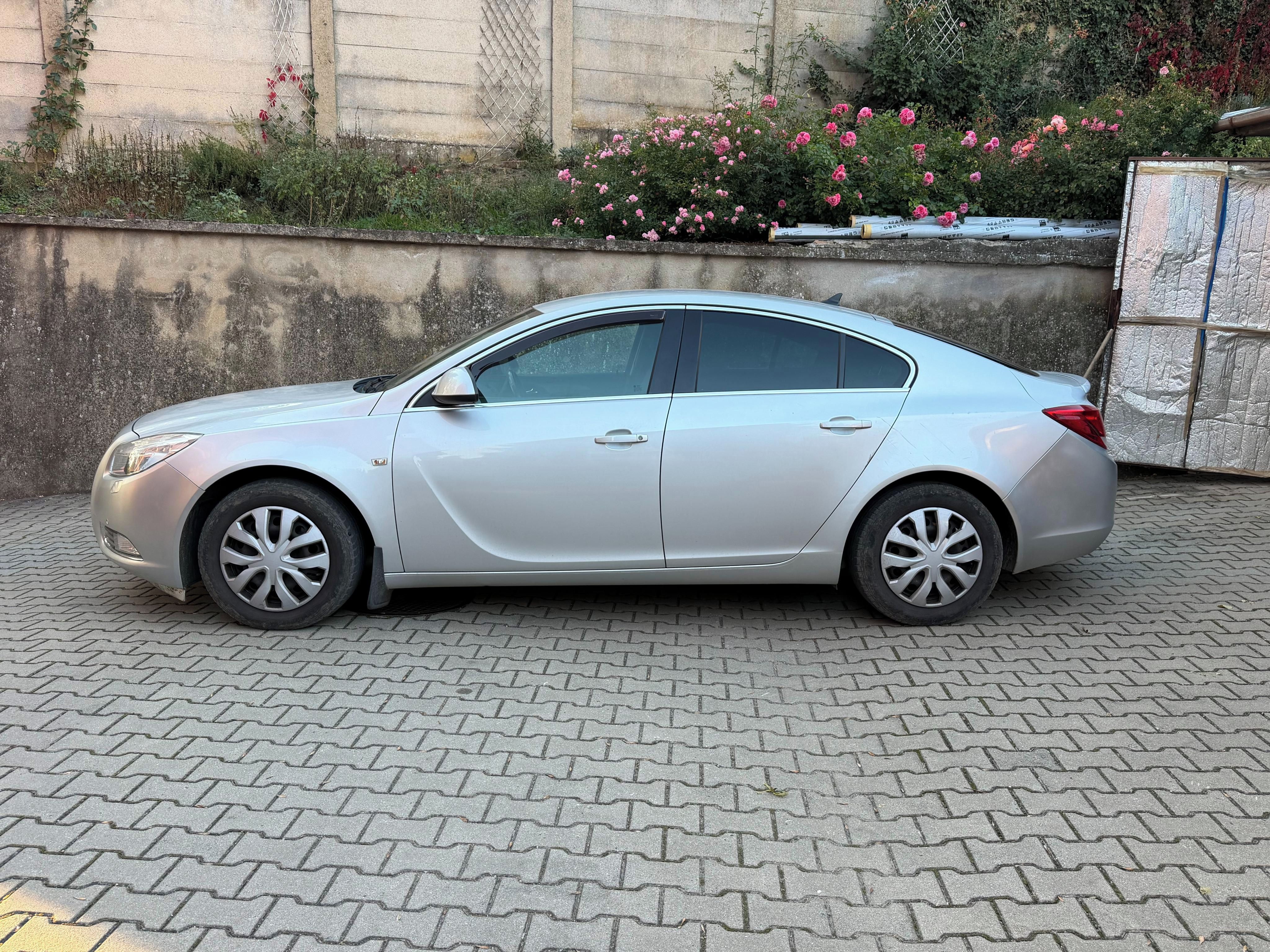 Opel Insignia, 1,8 , 103kw LPG - fotka 4