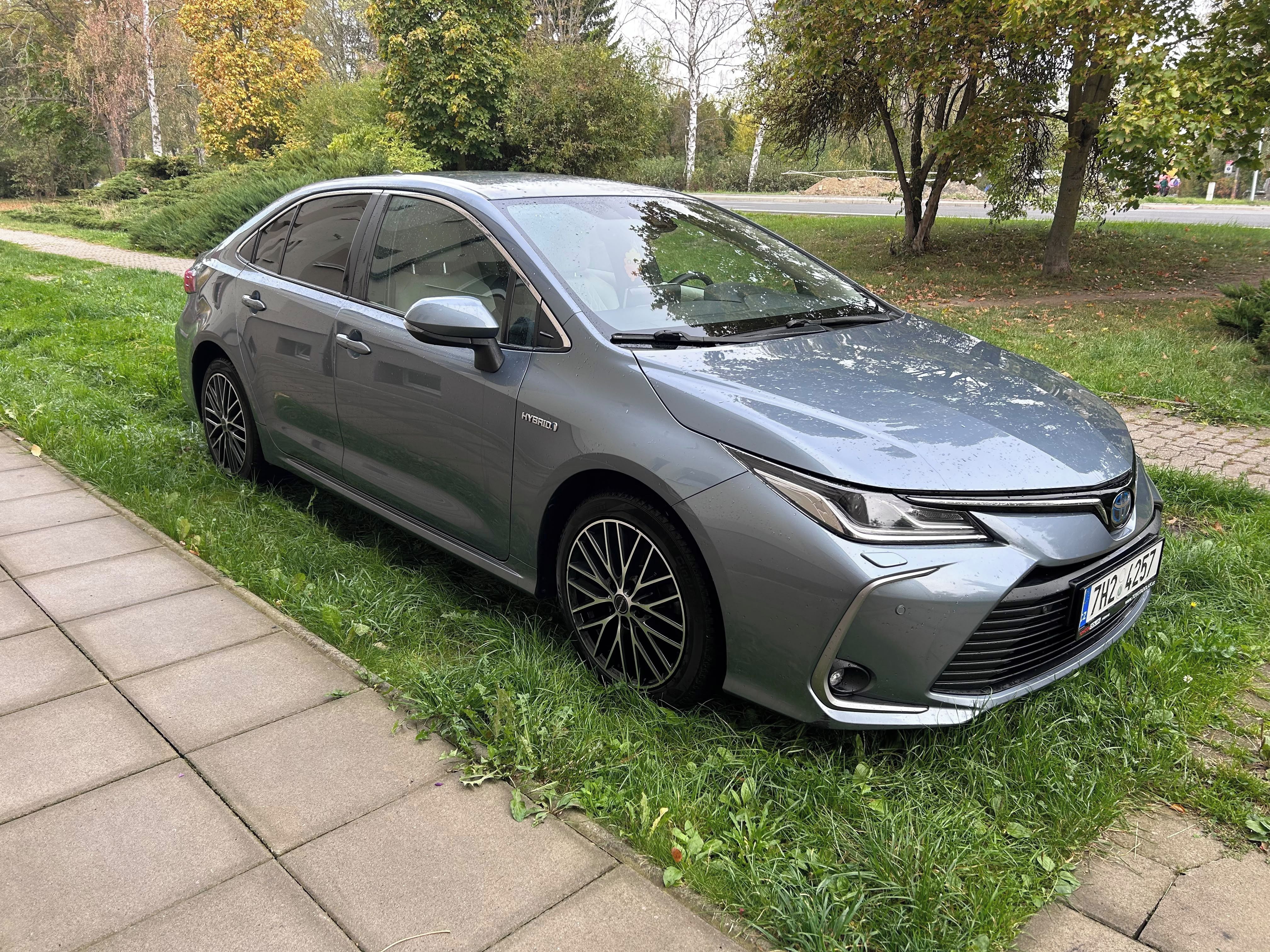 Toyota Corolla, Corolla 1.8 hybrid