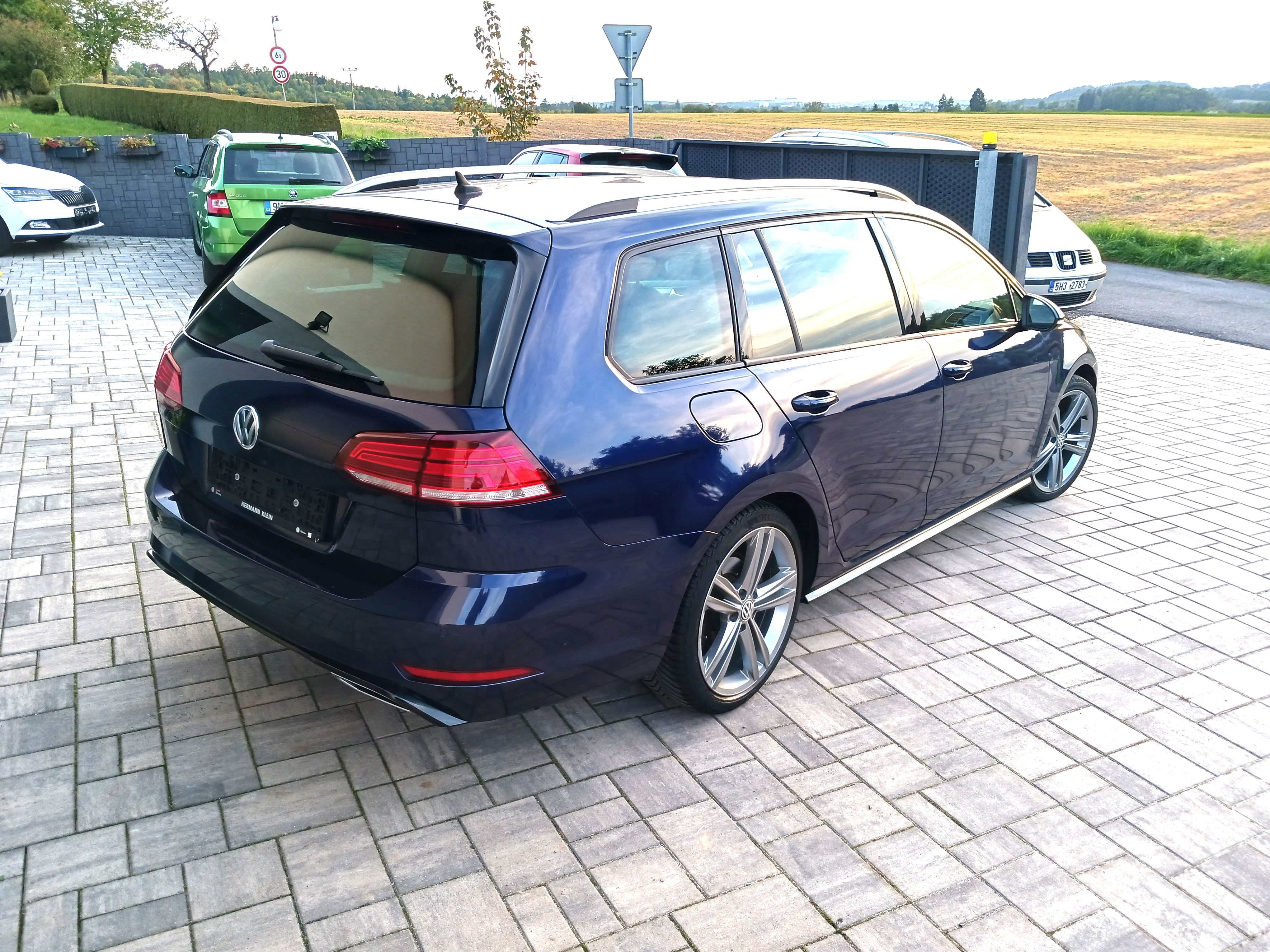 Volkswagen Golf, 1.5 TSI 110 kw  R-Line  DSG - fotka 5