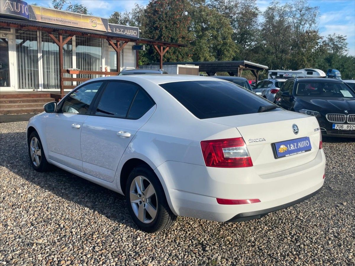 Škoda Octavia, 1,6 TDi - fotka 6