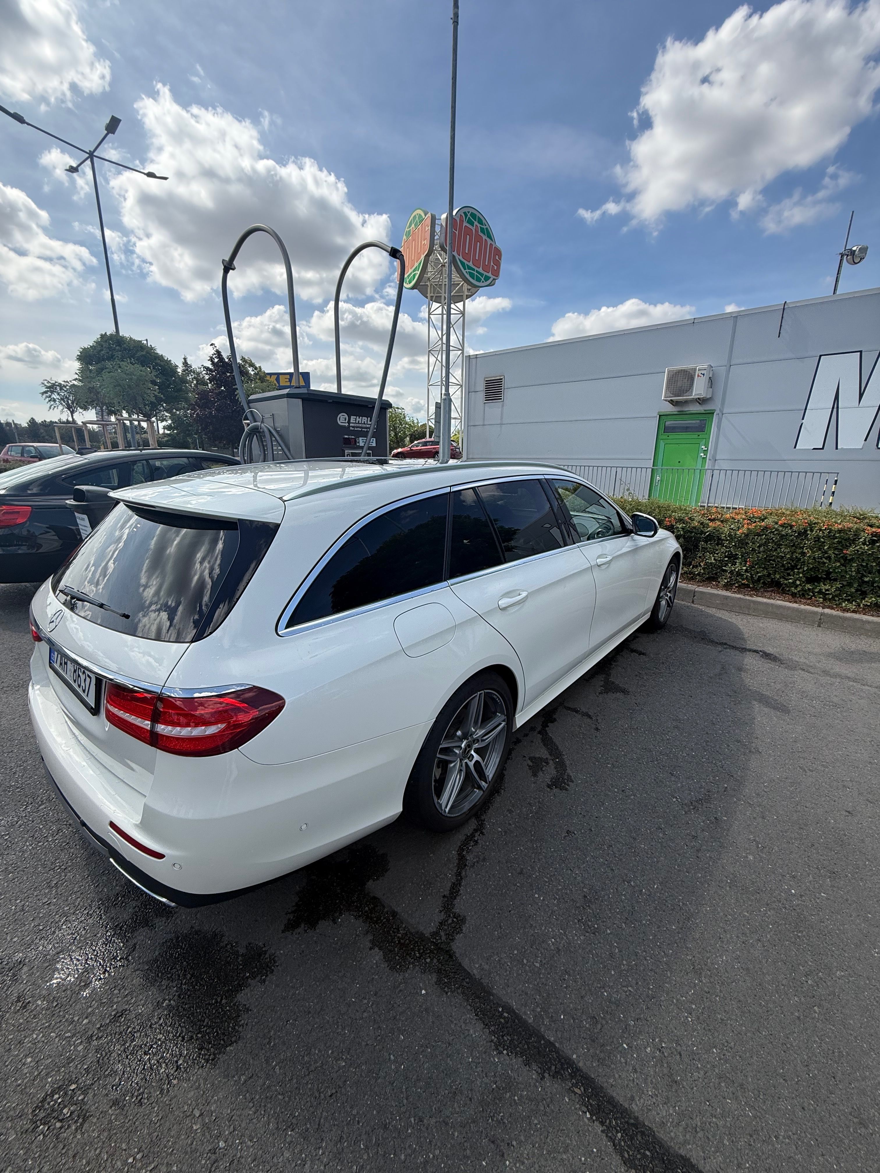 Mercedes-Benz Třídy E, Mercedes Benz, 220d, 4MATIC - fotka 4