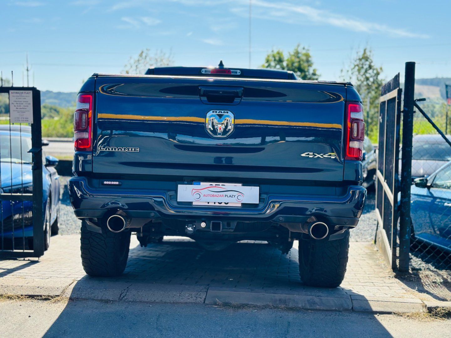 RAM 1500, 5.7HEMI V8 LARAMIE SPORT - fotka 5