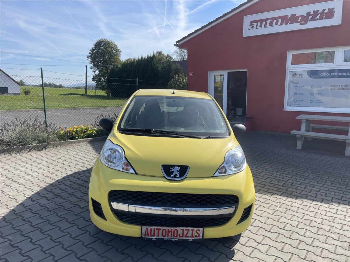 Peugeot 107, 1,0 i 5 DV. ČR 1.MAJITEL NOVÁ - fotka 2