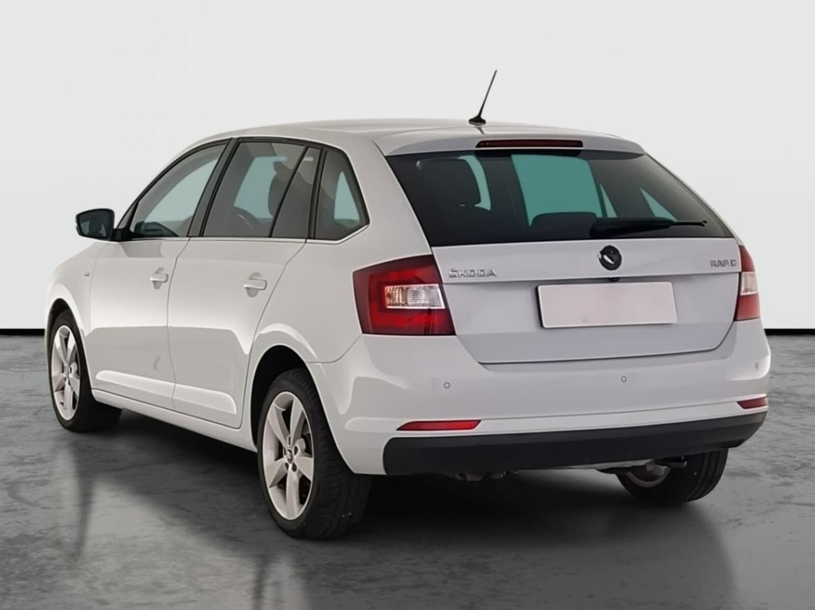 Škoda Rapid, 1.4 TSI, Spaceback, Automat - fotka 4