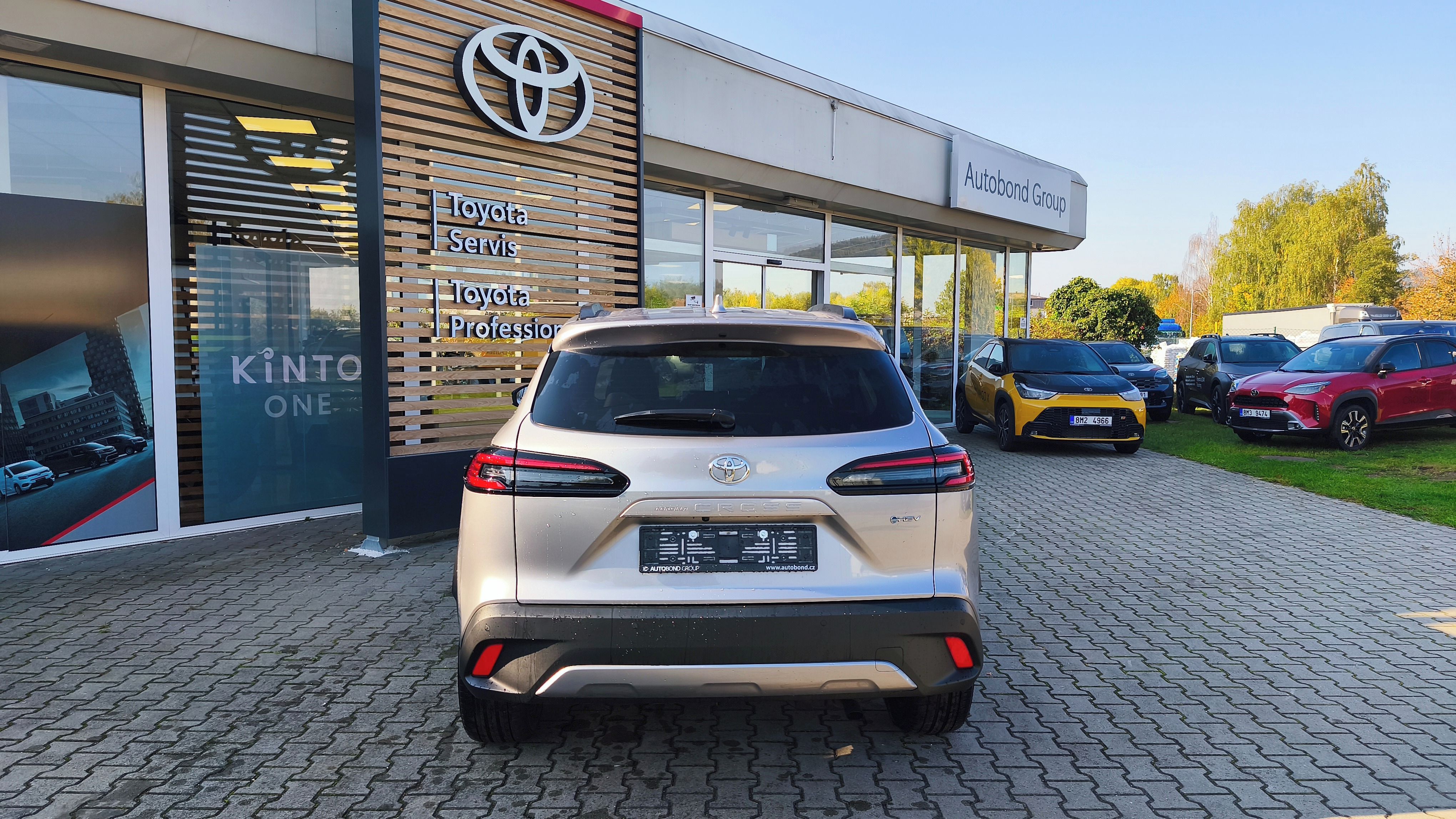 Toyota Corolla, Corolla Cross 1.8 HEV STYLE - fotka 5