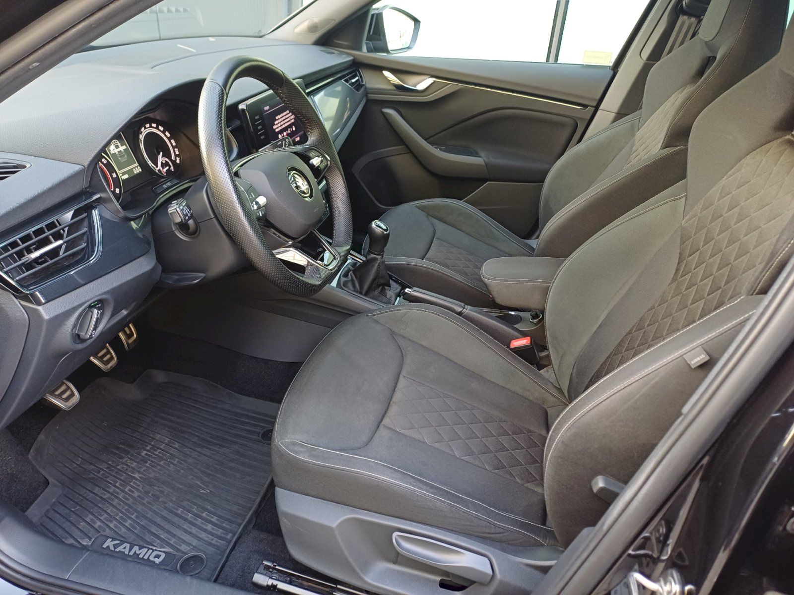 Škoda Kamiq, Style TSI 1.5 / 110 kW M6F - fotka 6